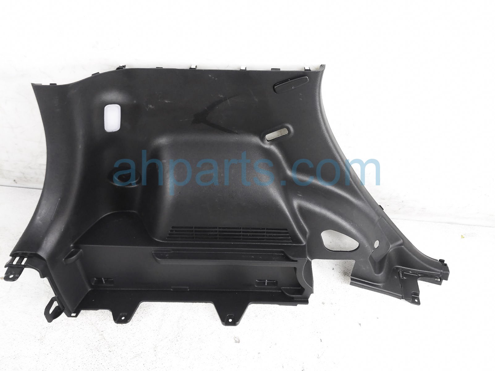 $75 Kia RR/LH INNER QUARTER LINER - BLACK