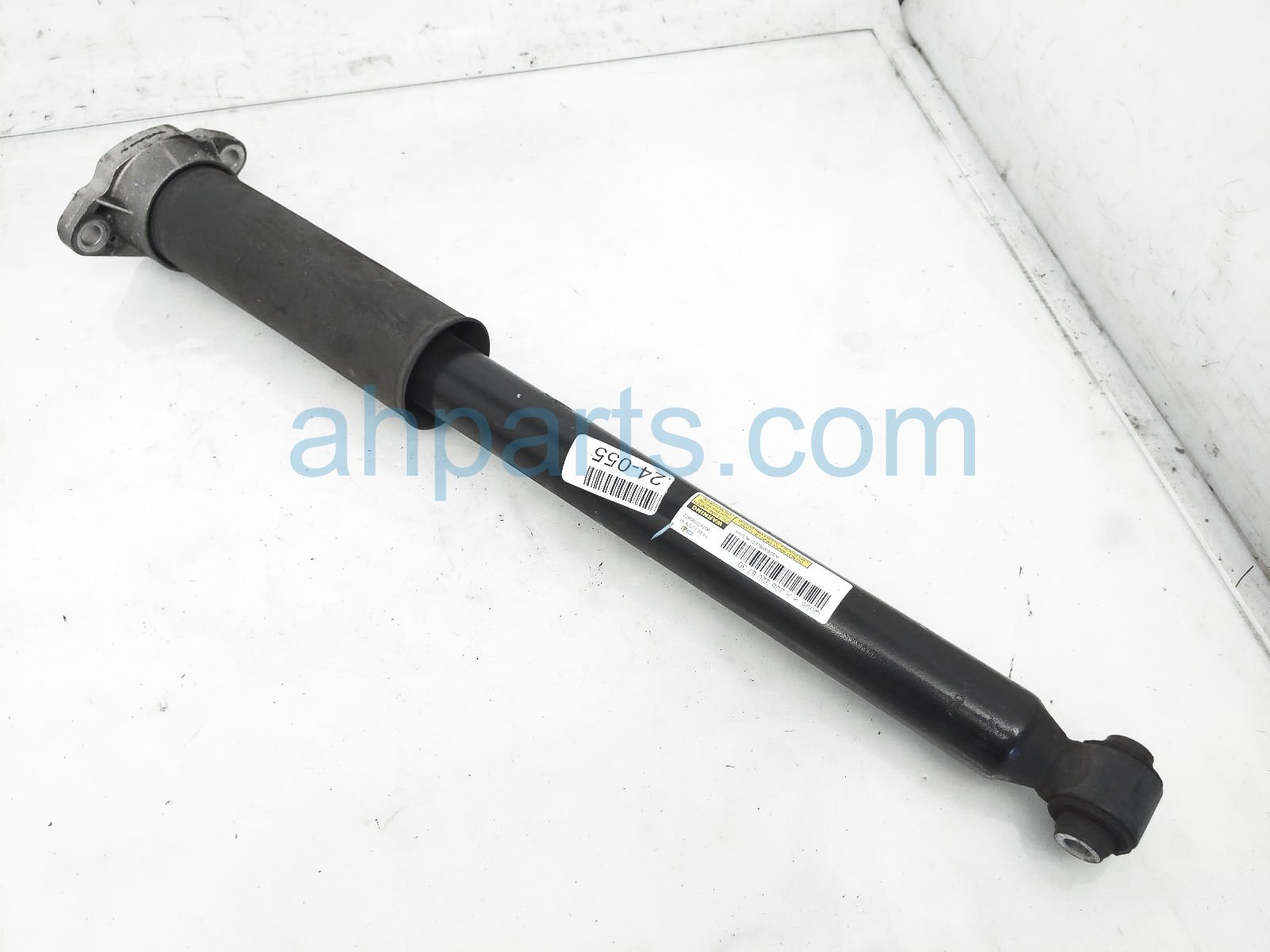 $75 Mercedes RR/LH SHOCK ABSORBER