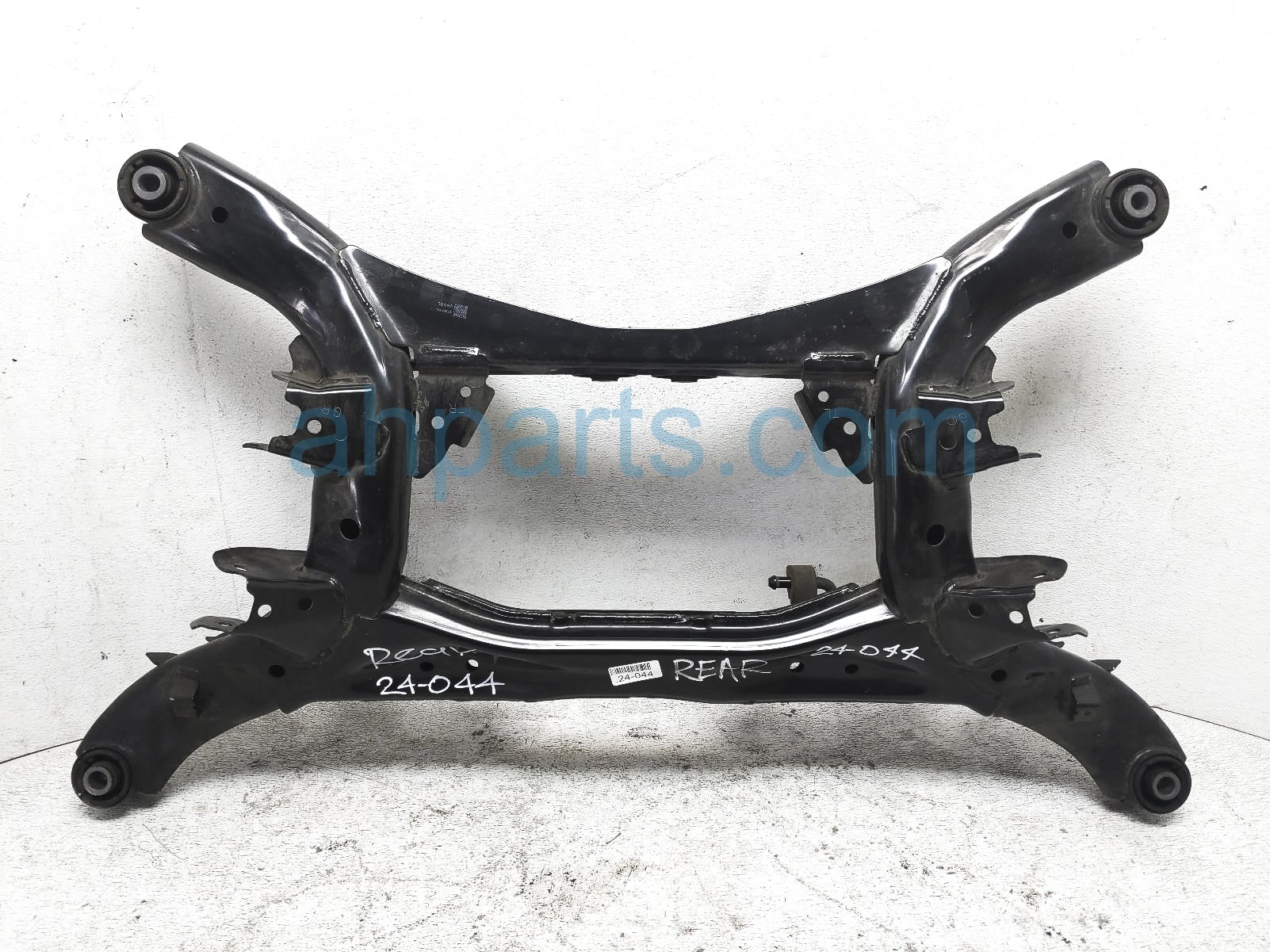 $300 Subaru REAR SUB FRAME / CRADLE