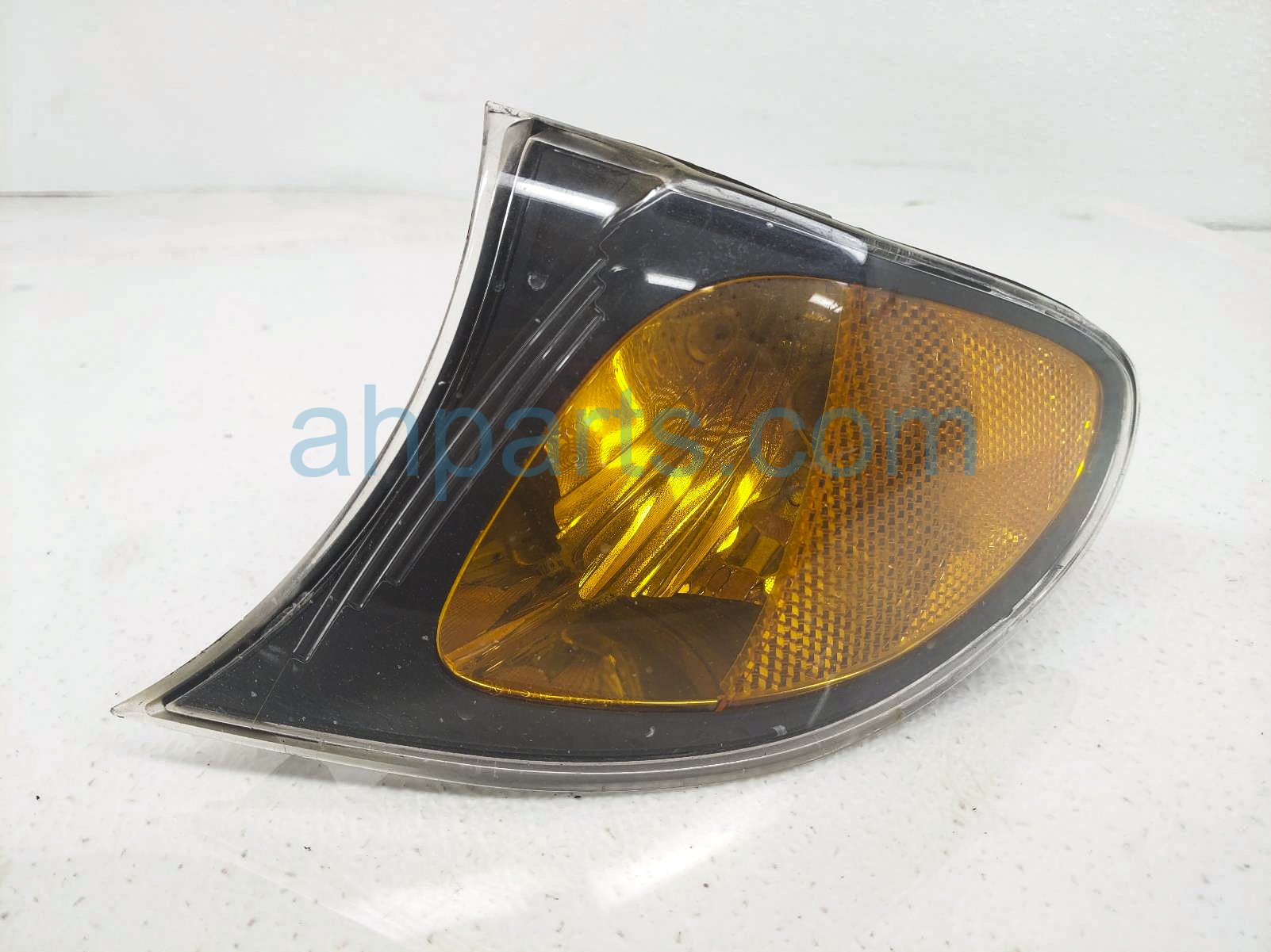 $25 BMW LH DRIVER SIGNAL LAMP / LIGHT