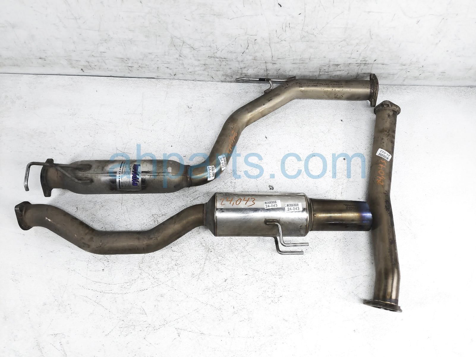 $250 Honda INVIDIA CAT BACK EXHAUST - SI SEDAN