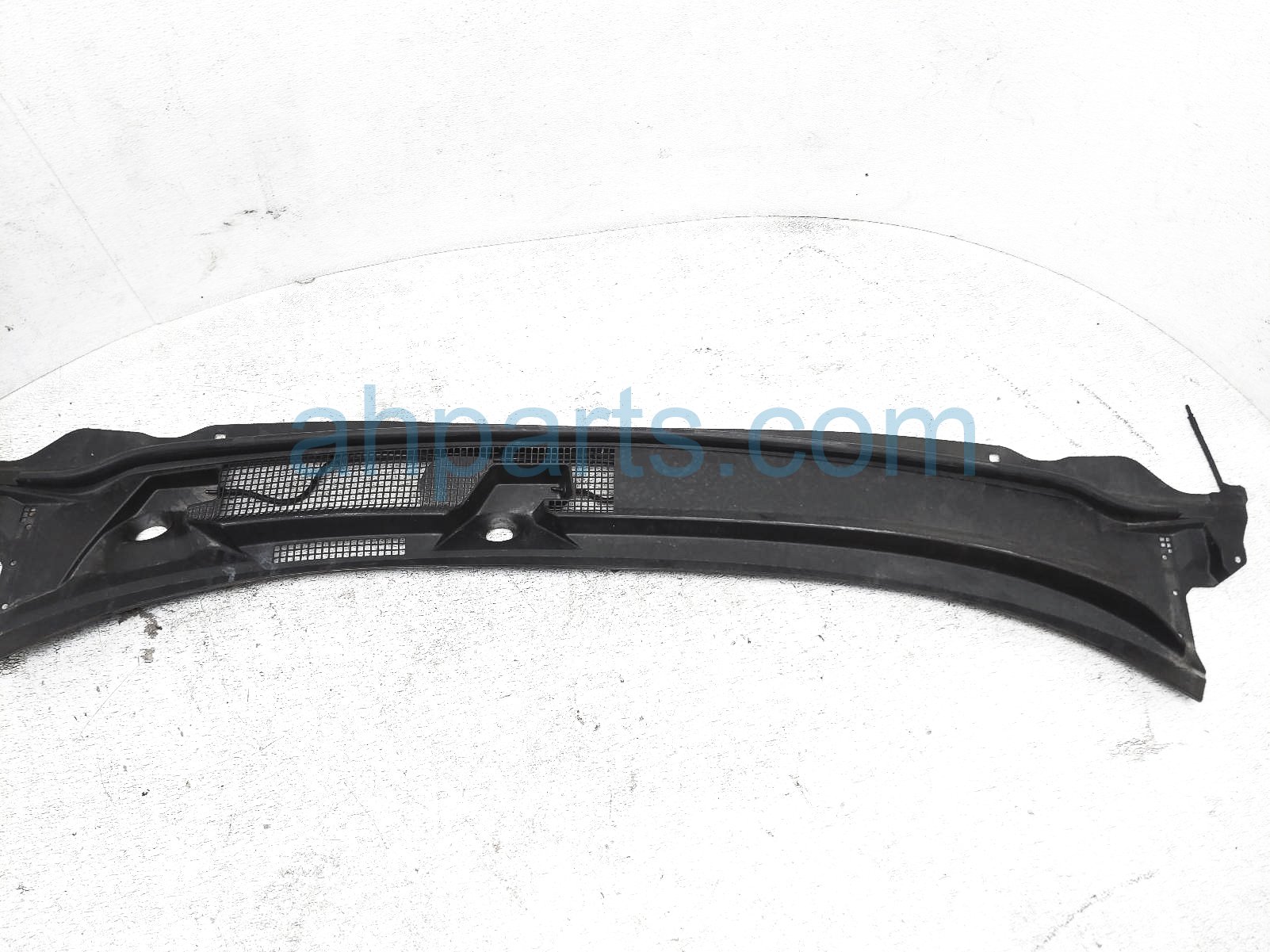 $65 Honda WINDSHIELD COWL PANEL - BLK SDN