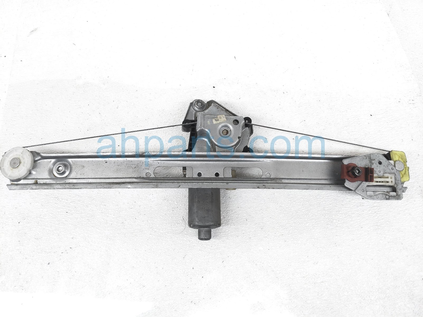 $50 BMW RR/RH WINDOW REGULATOR & MOTOR