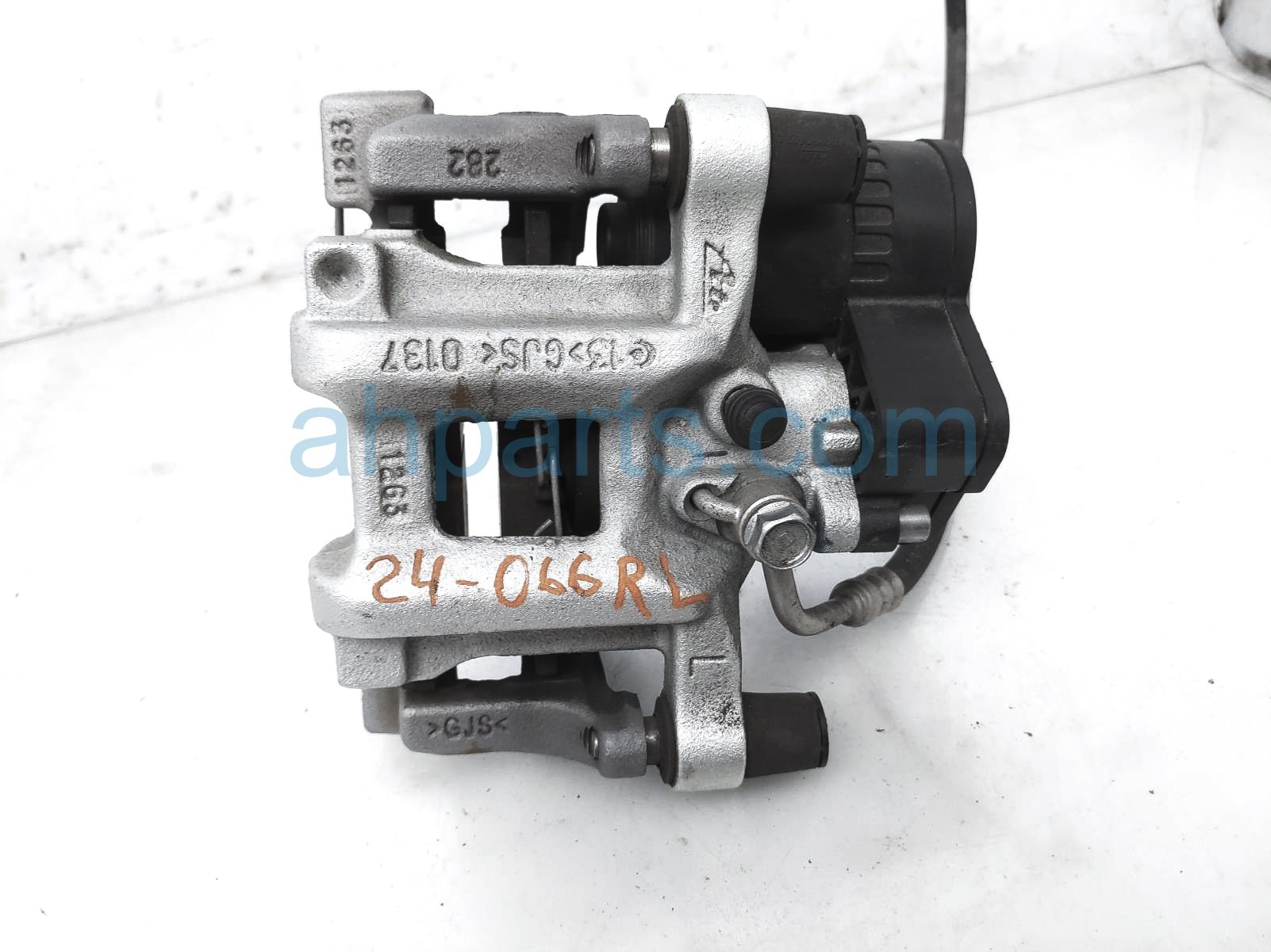 $90 Honda RR/LH BRAKE CALIPER