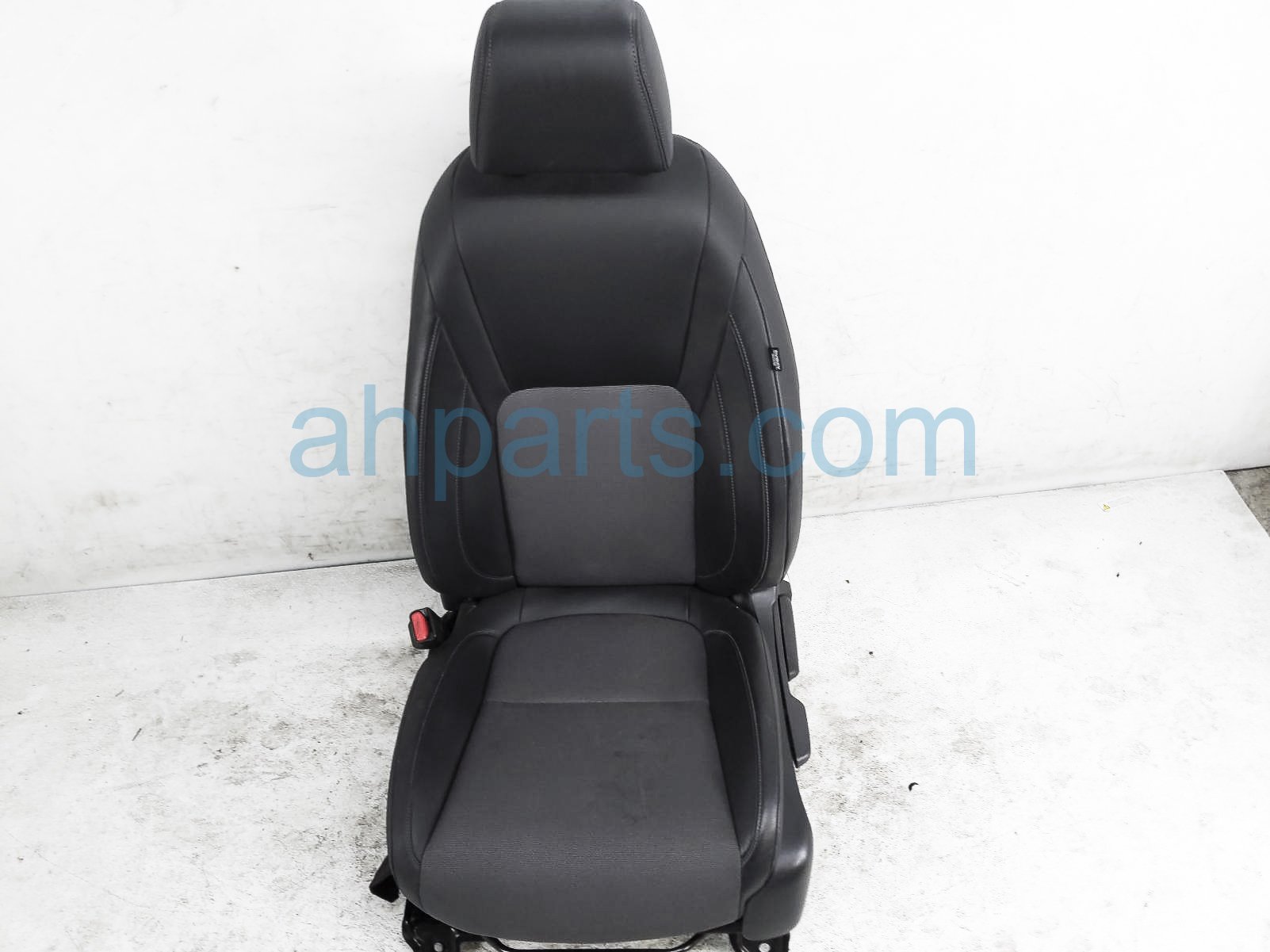 $125 Honda FR/LH SEAT - BLACK - W/O AIRBAG*