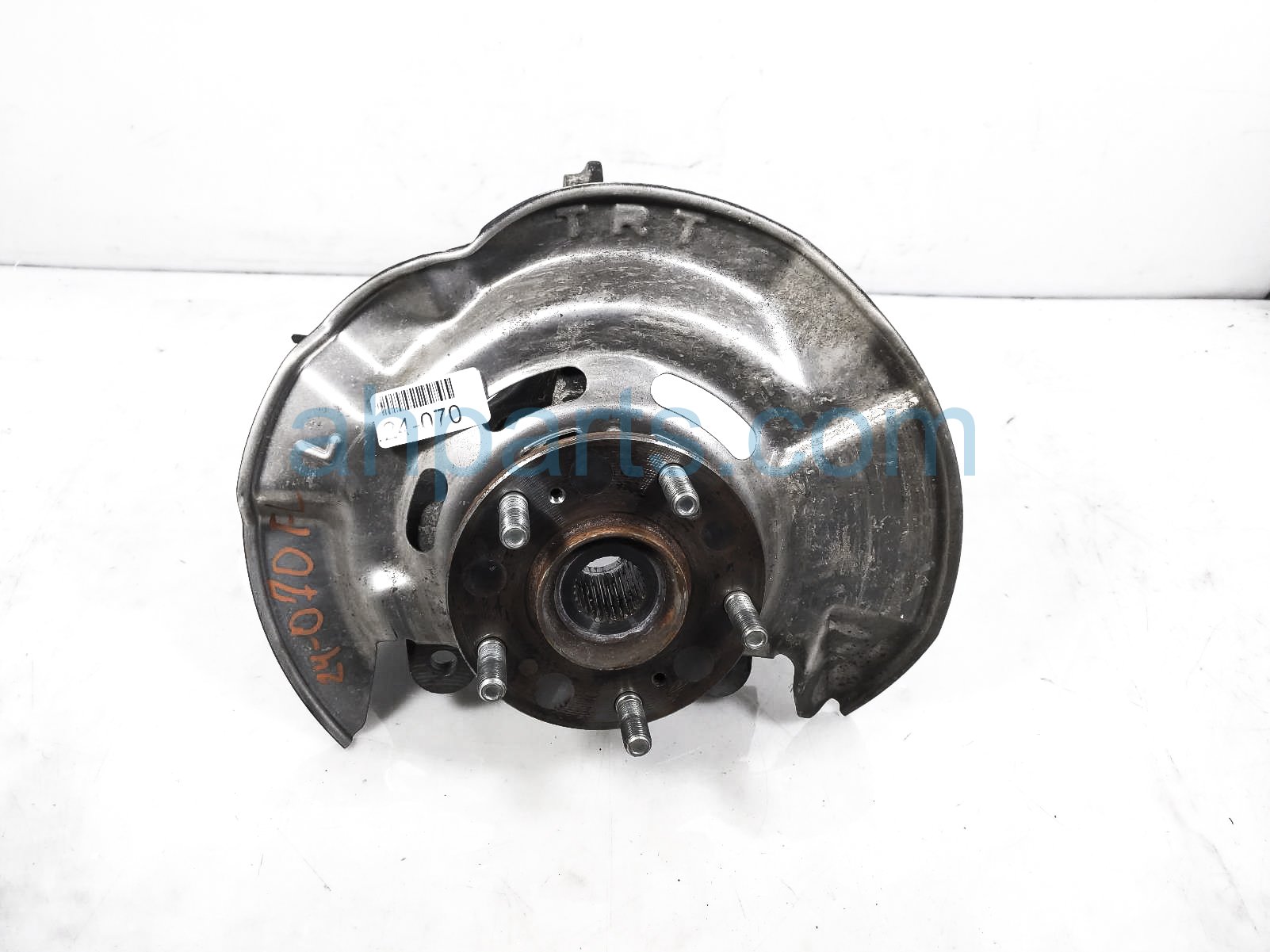 $99 Honda FR/LH SPINDLE KNUCKLE HUB