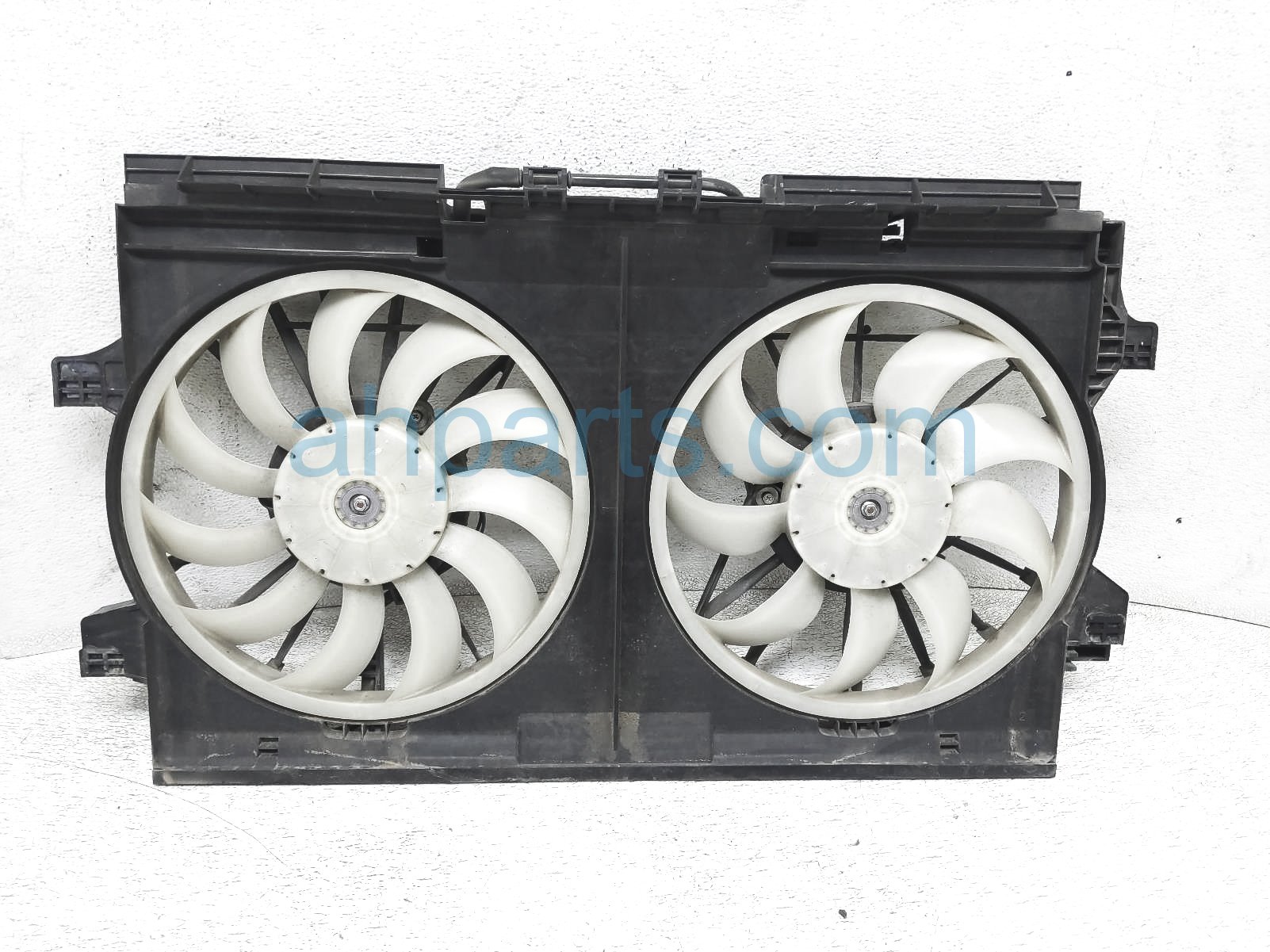 $195 Subaru RADIATOR FAN ASSEMBLY