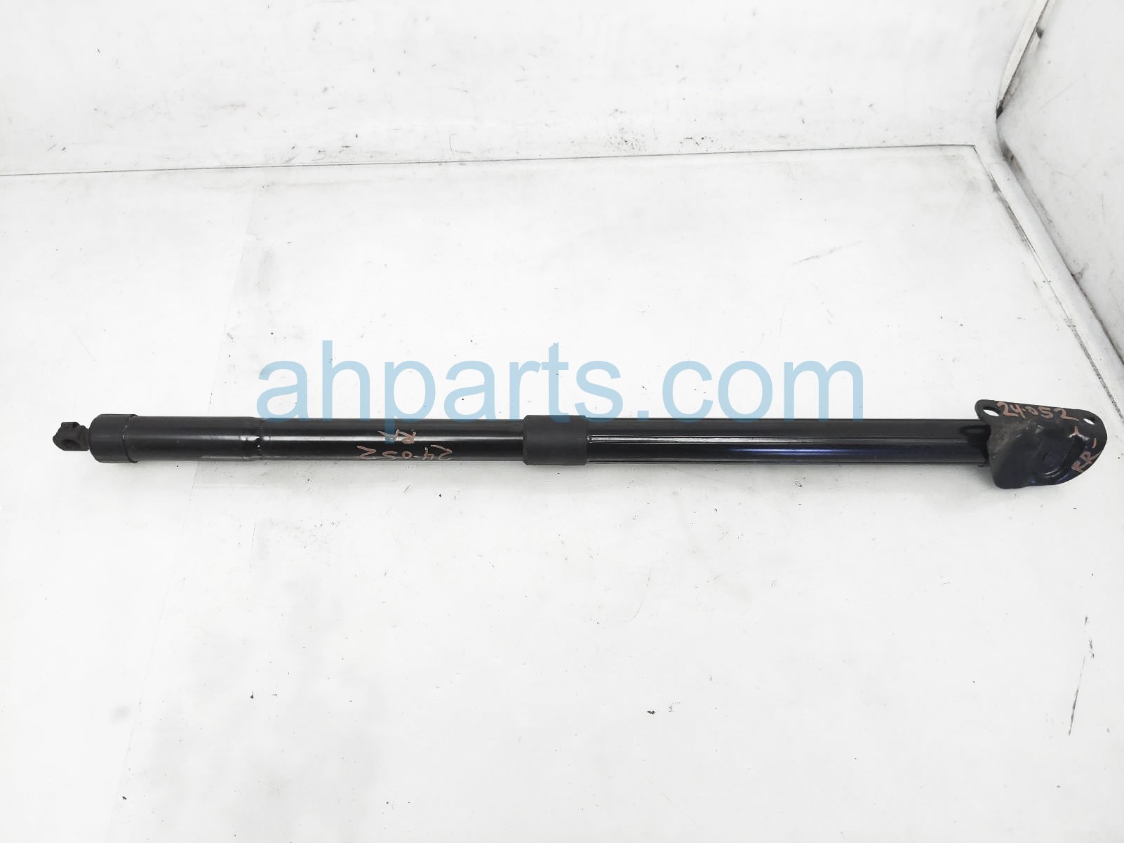 $50 Honda RR/RH DECKLID LIFT CYLINDER STRUT