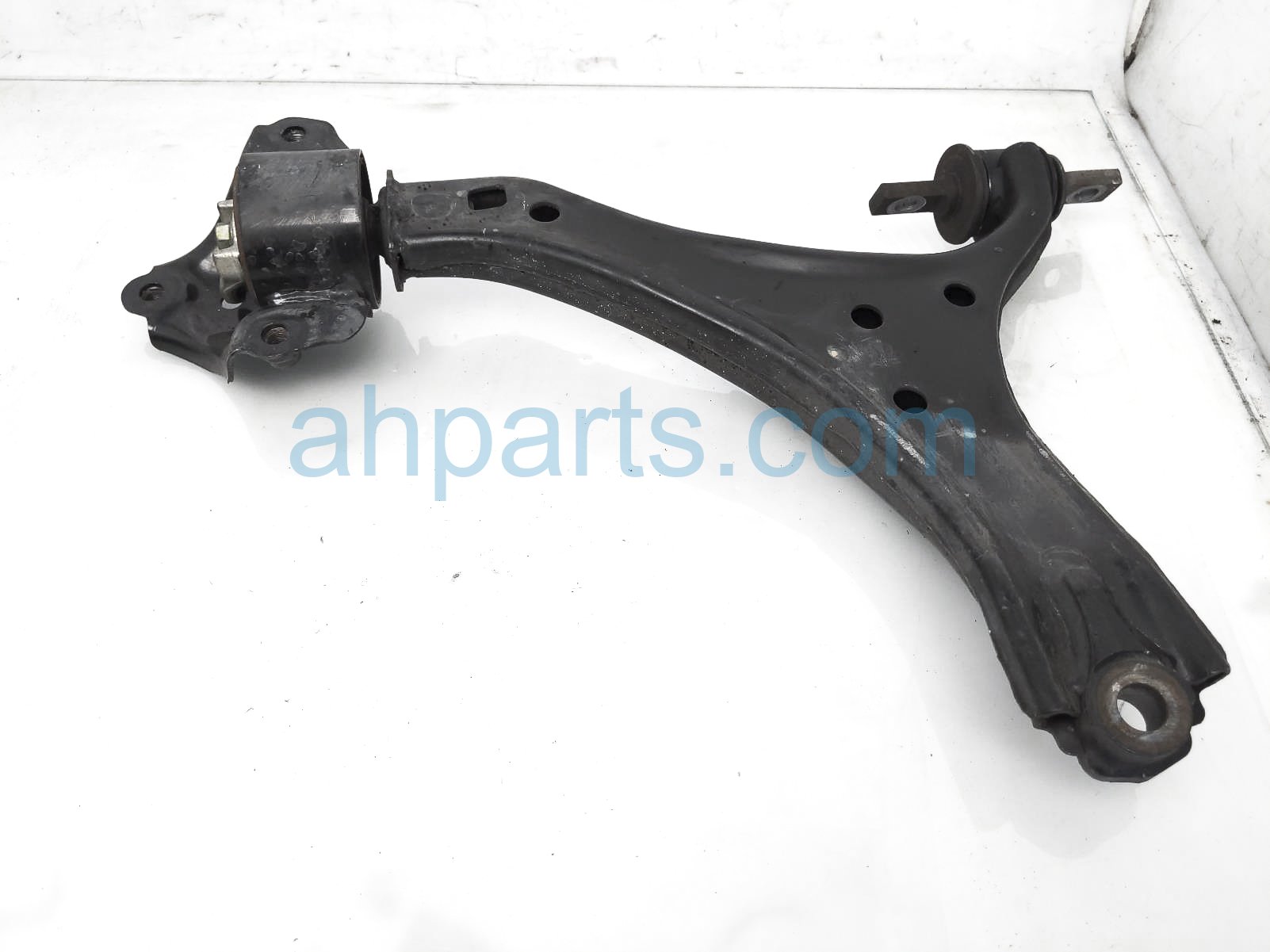 $135 Honda FR/RH LOWER CONTROL ARM