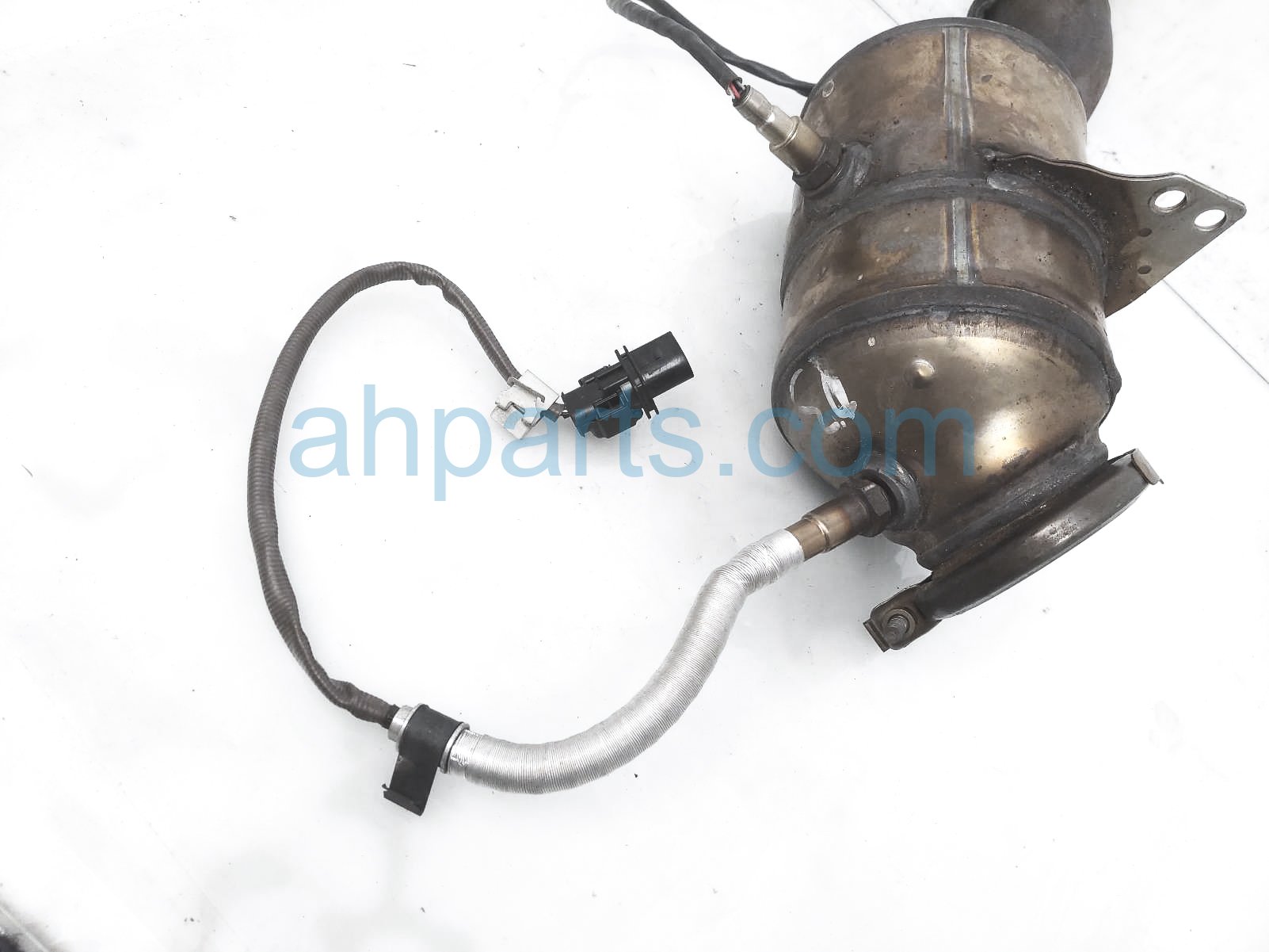 $45 Mercedes FRONT UPPER OXYGEN SENSOR