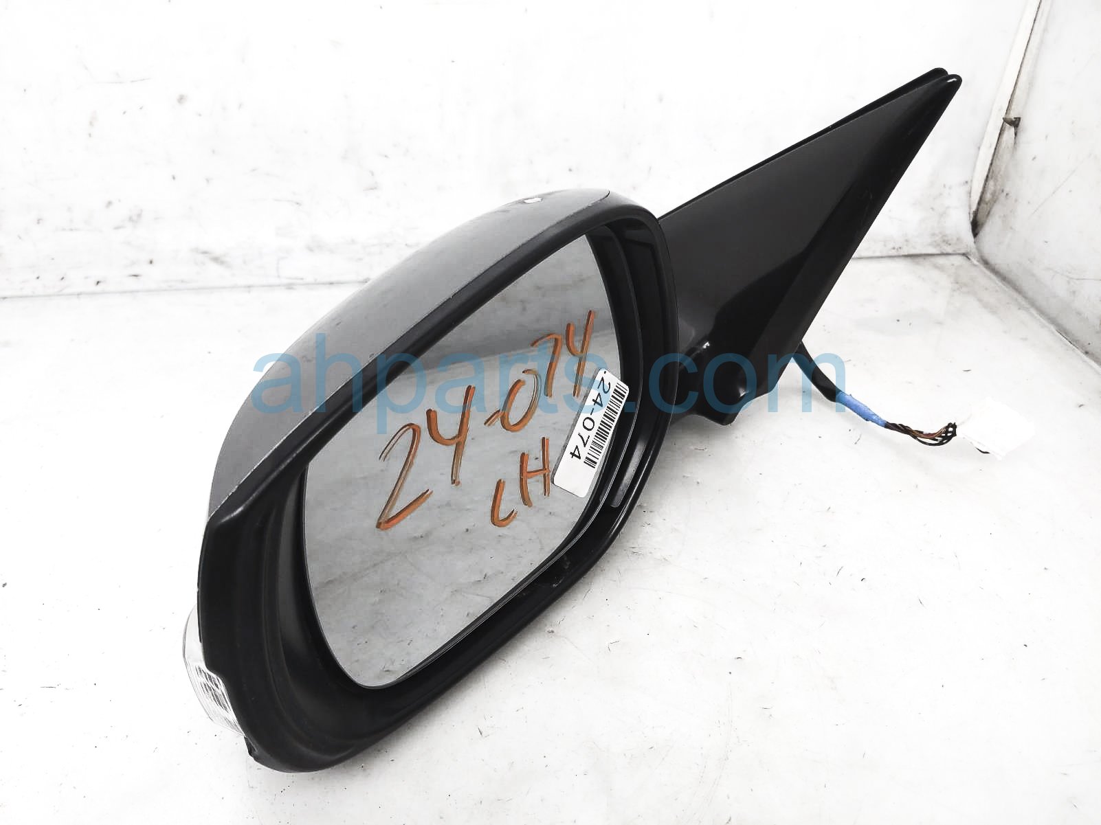 $225 Infiniti LH SIDE VIEW MIRROR - GREY