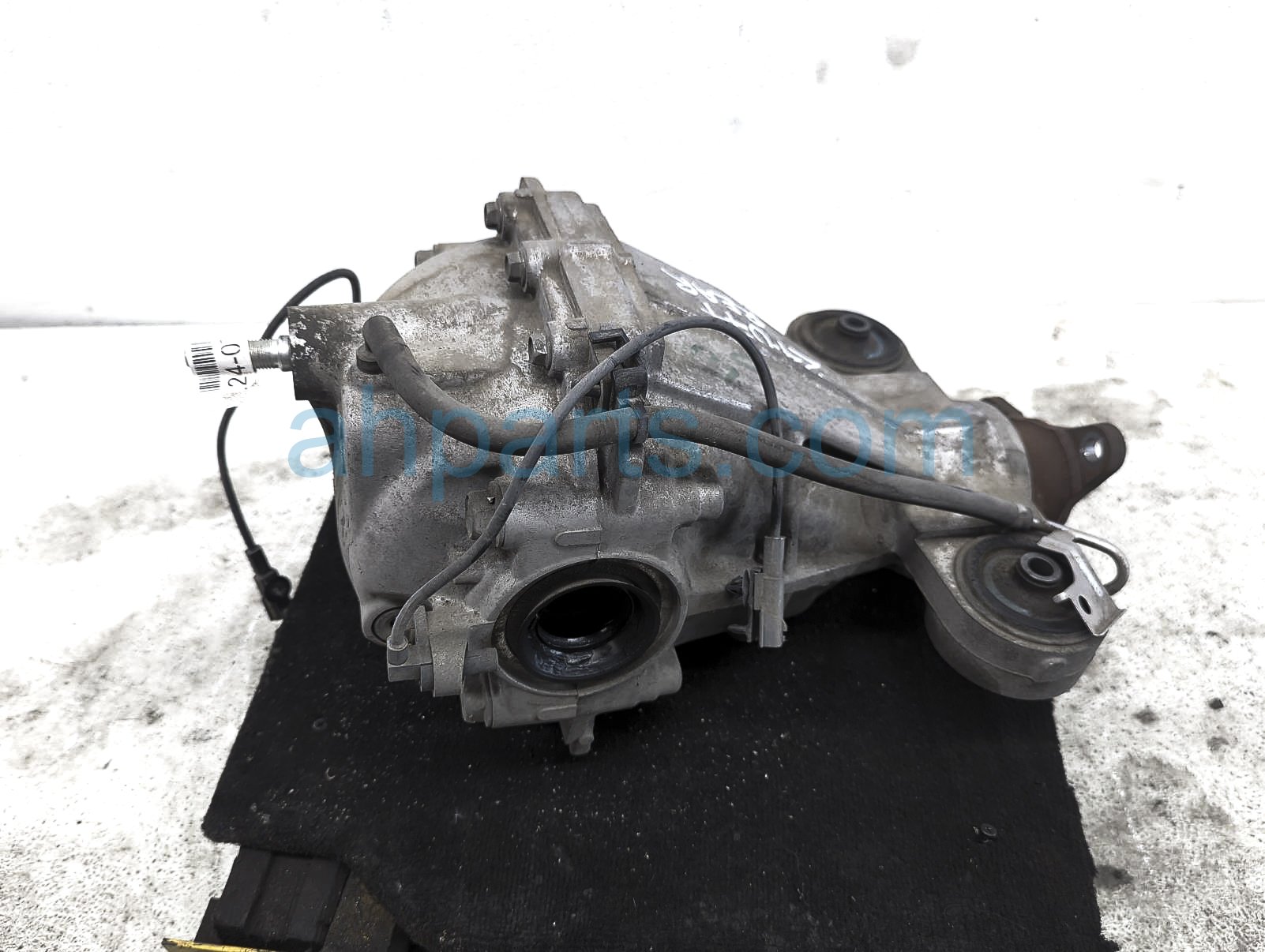 $145 Infiniti REAR DIFFERENTIAL