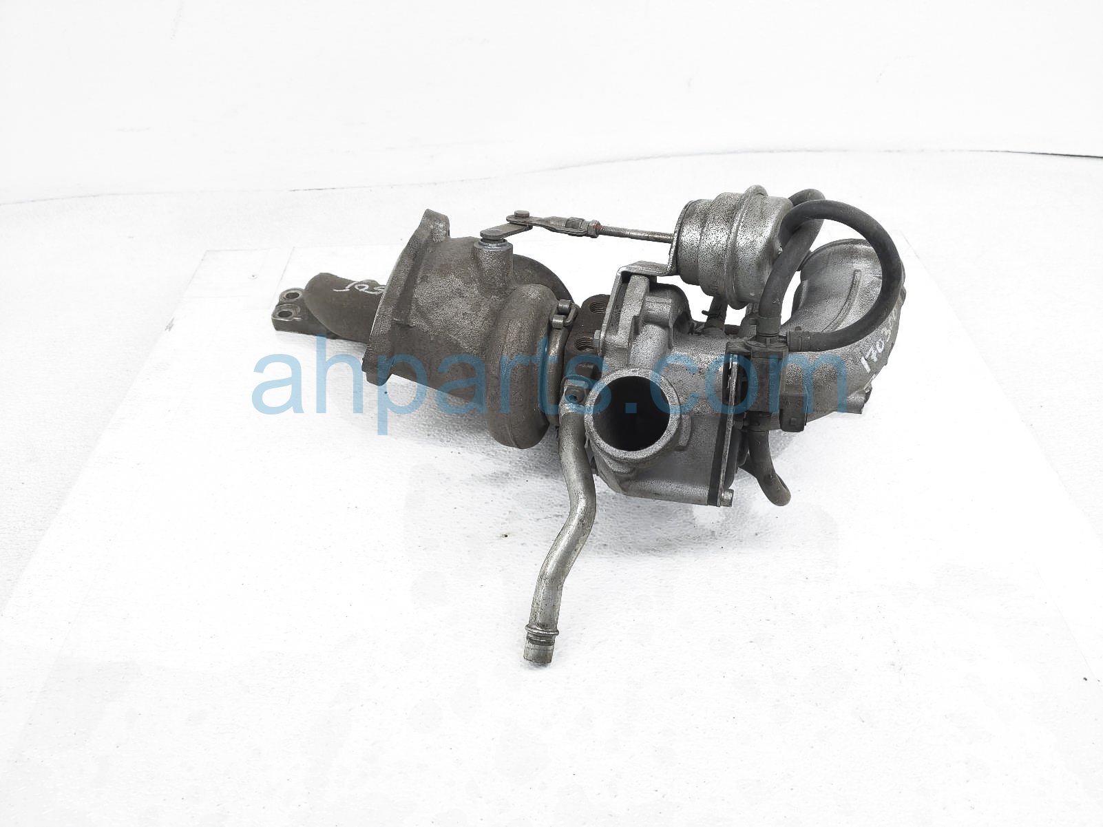 $99 Volvo EXHAUST MANIFOLD W/ TURBOCHARGER