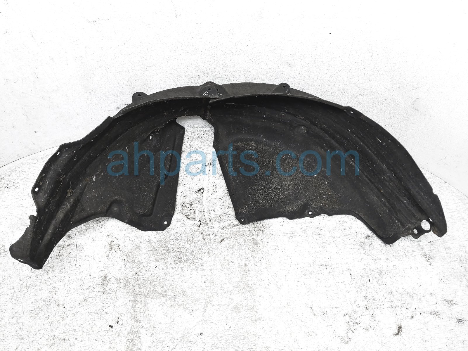 $45 Honda RR/RH INNER FENDER LINER - HYBRID