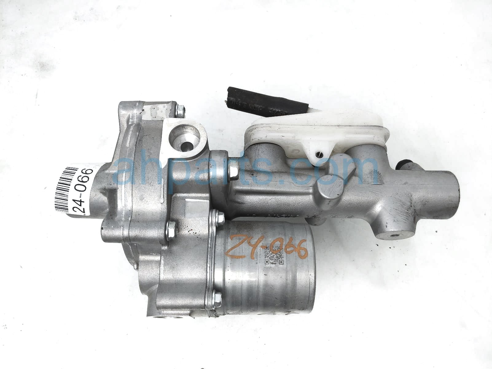 $199 Honda BRAKE MASTER CYLINDER