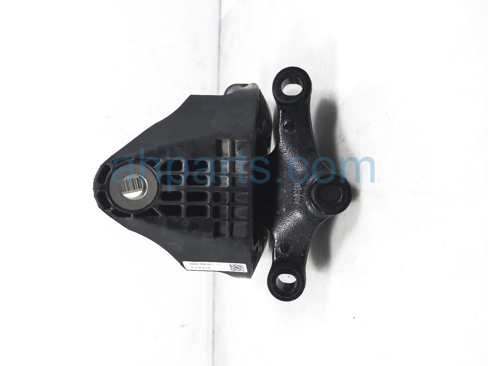 $125 Honda TRANSMISSION MOUNT - 1.5L AT FWD