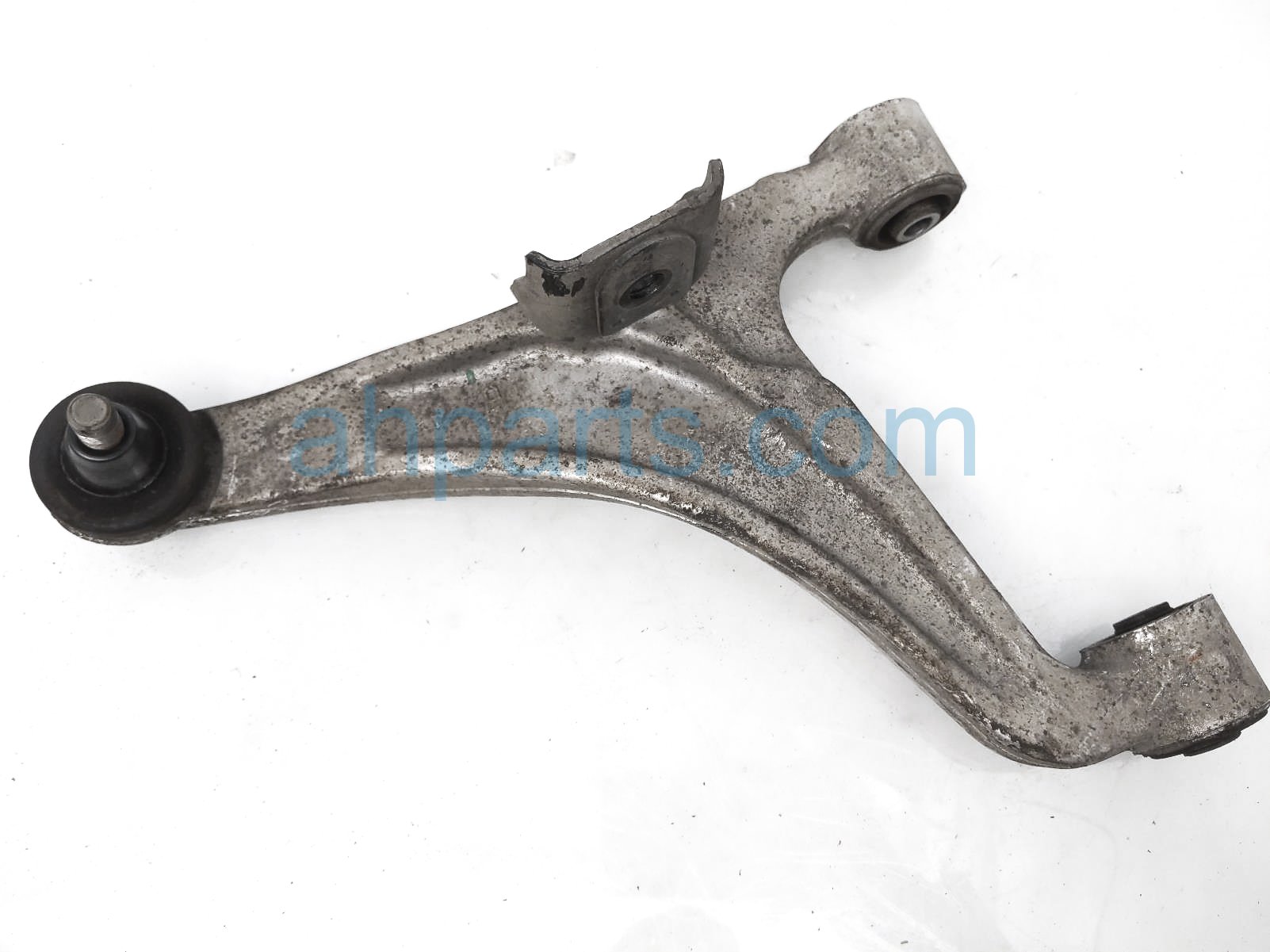 $40 Infiniti RR/RH UPPER CONTROL ARM