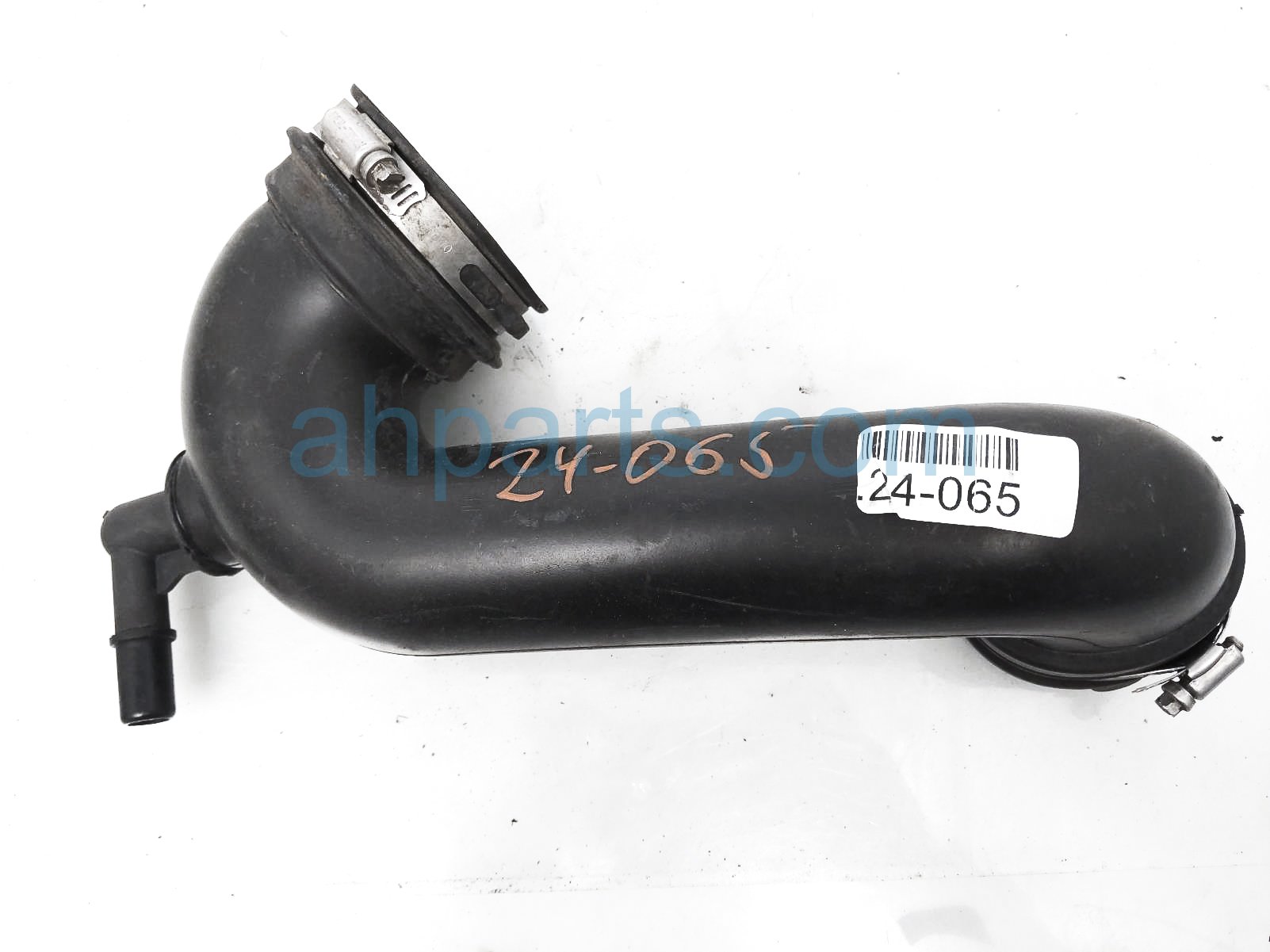 $35 Ford ENGINE AIR INTAKE HOSE - 2.0L