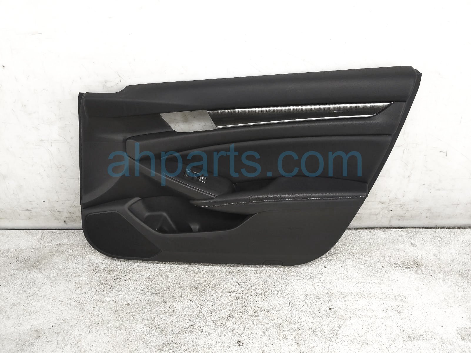 $99 Honda FR/RH INTERIOR DOOR PANEL- BLK SPORT