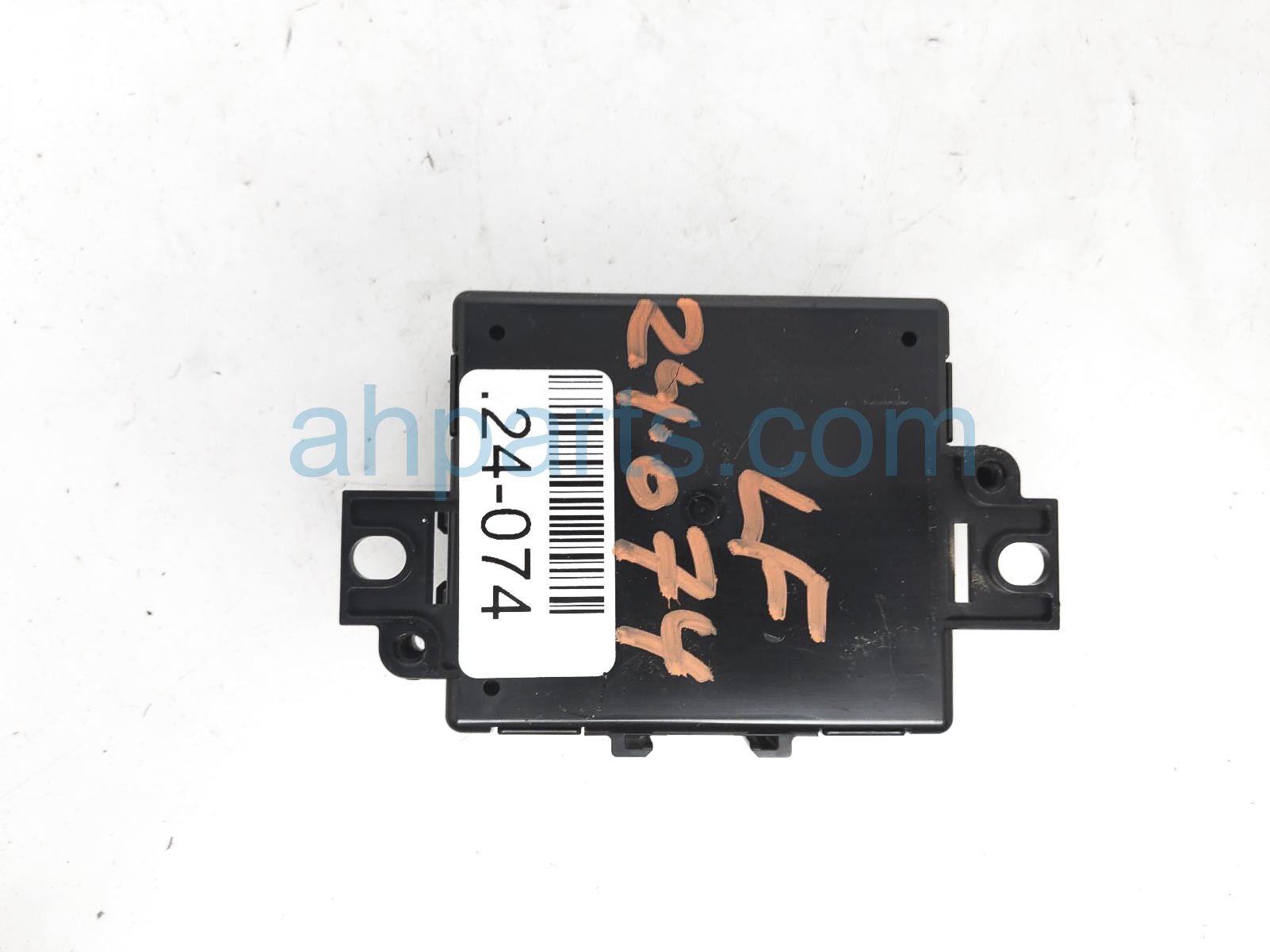 $30 Infiniti SONAR CONTROL UNIT