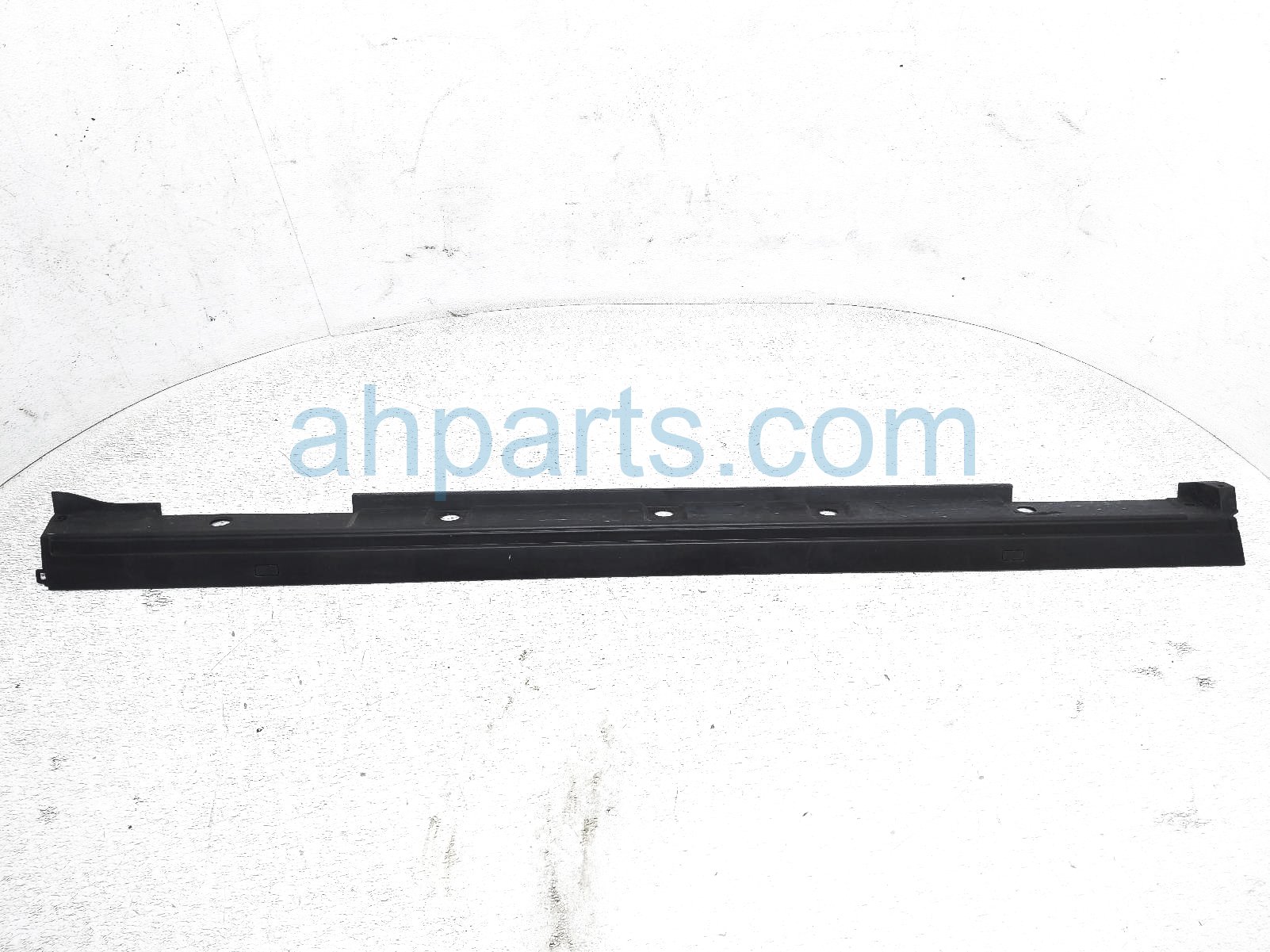 $160 Lexus LH ROCKER MOULDING - TEXTURED BLK