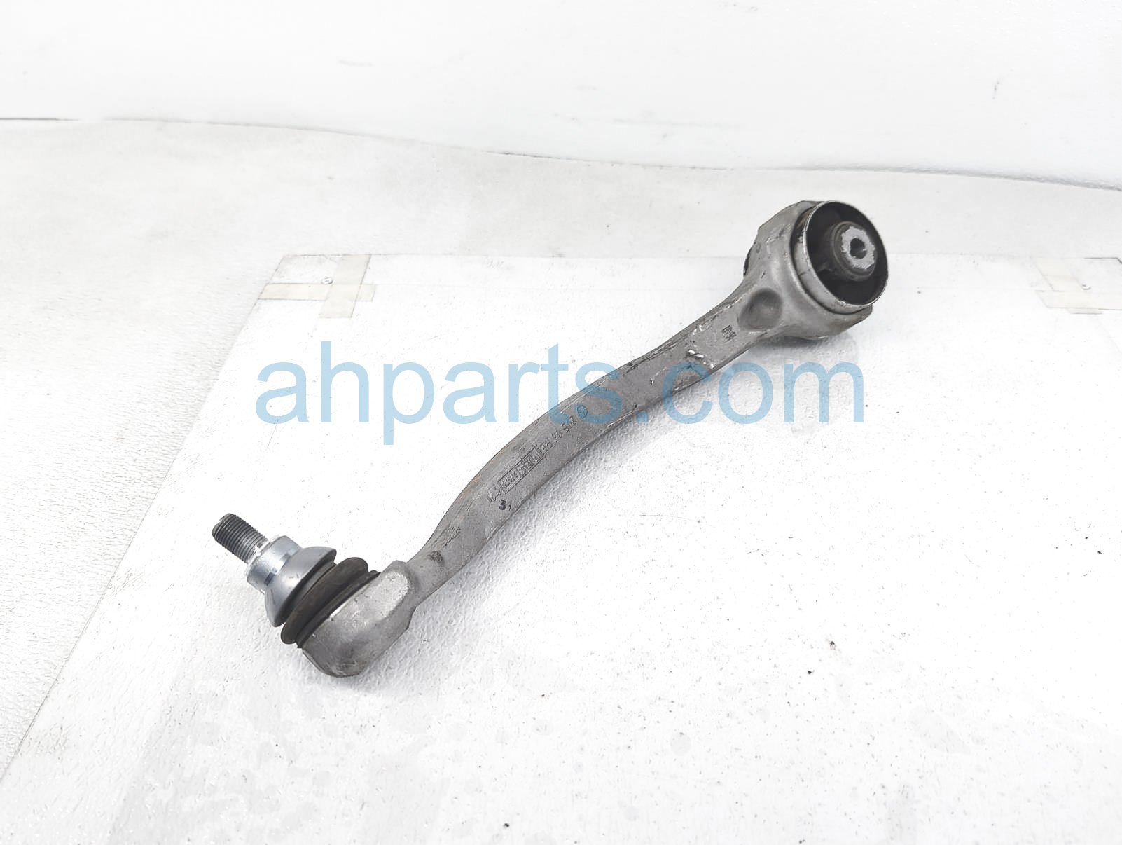 $75 Mercedes FR/RH LOWER LATERAL CONTROL ARM