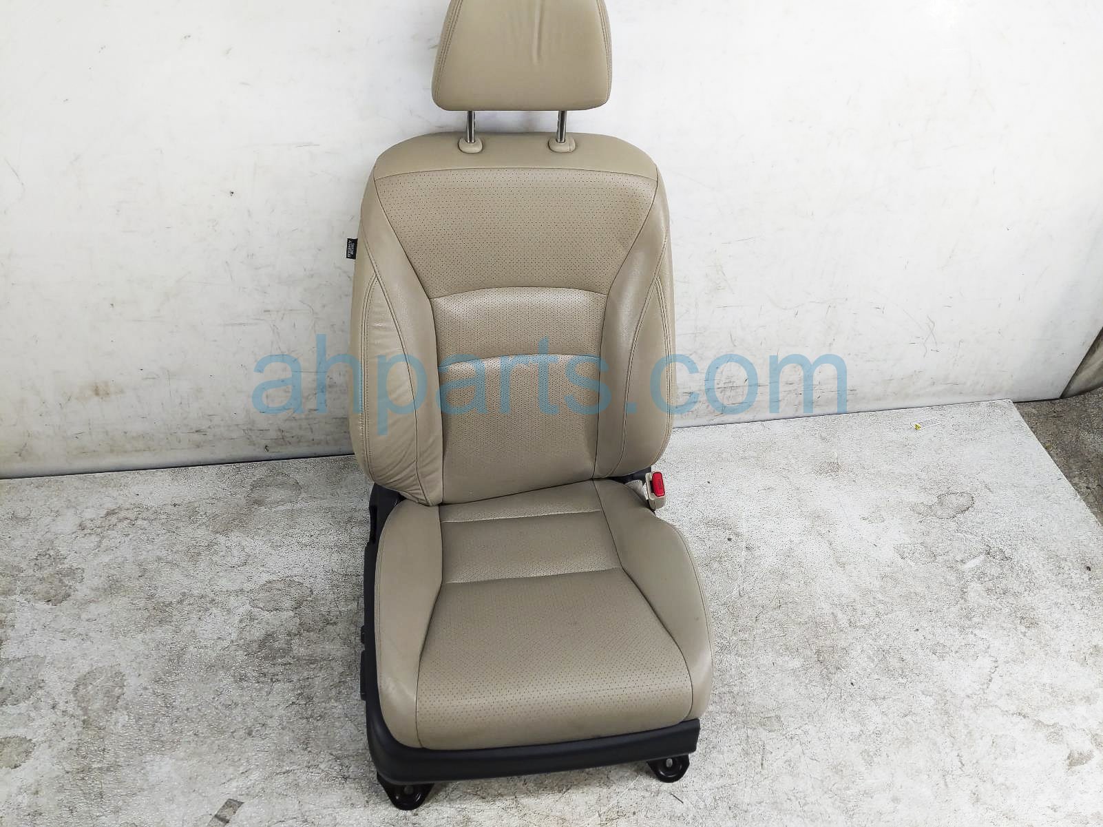 $149 Honda FR/RH SEAT - TAN - W/O AIRBAG*