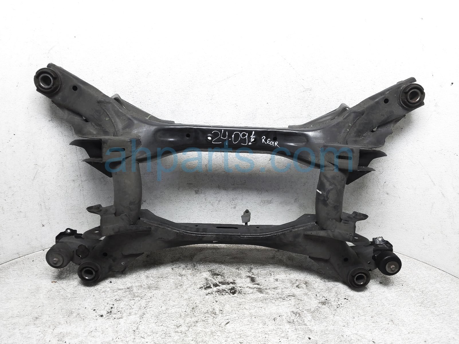 $199 Honda REAR SUB FRAME / CRADLE