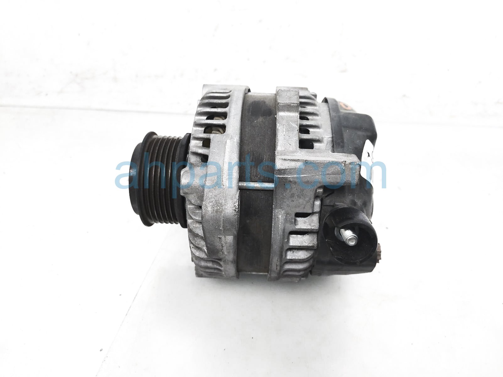 $125 Honda ALTERNATOR / GENERATOR