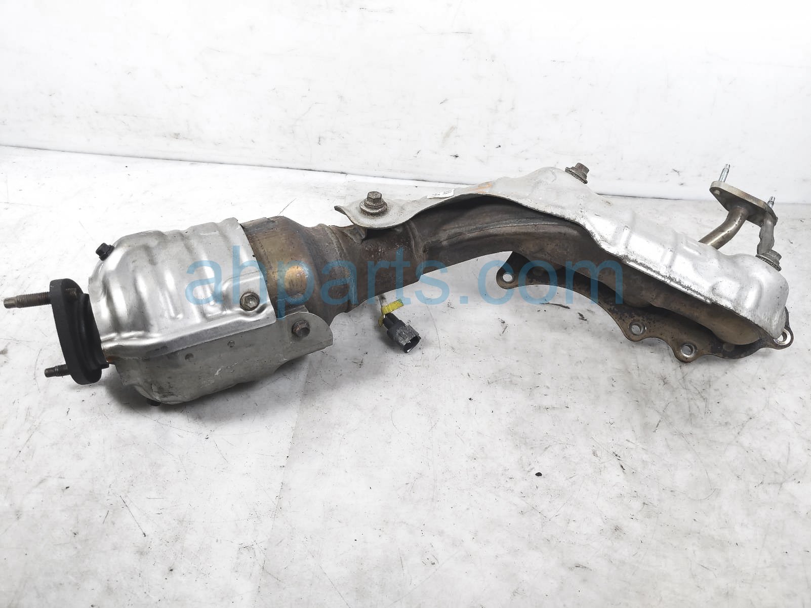 $300 Toyota RH EXHAUST MANIFOLD - 4.0L FEDERAL