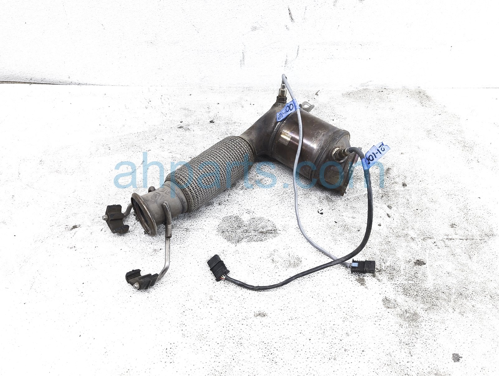 $699 BMW CATALYTIC CONVERTER & PIPE ASSY