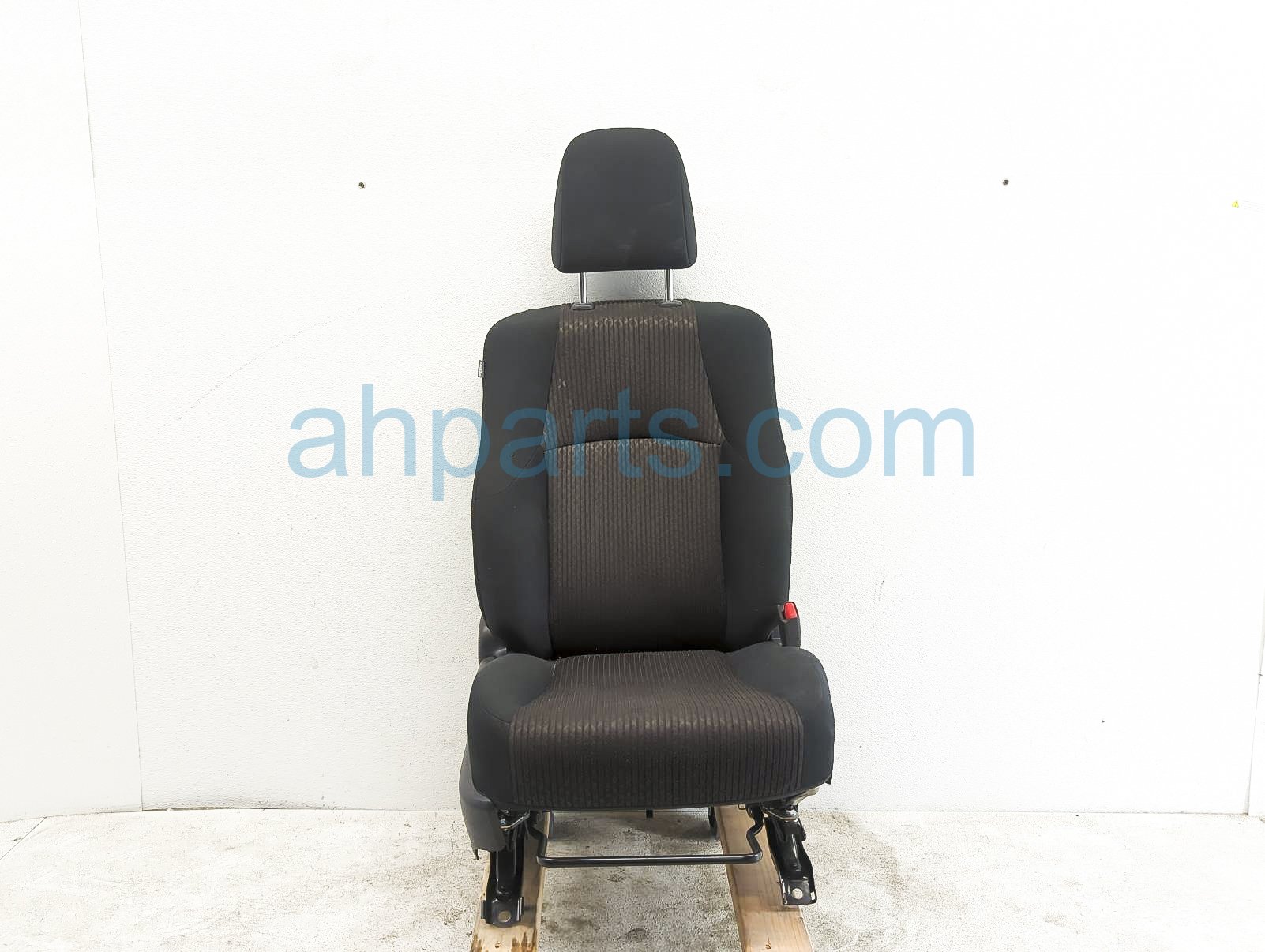 $350 Toyota PASSANGER SEAT BLACK CLOTH W/AIRBAG