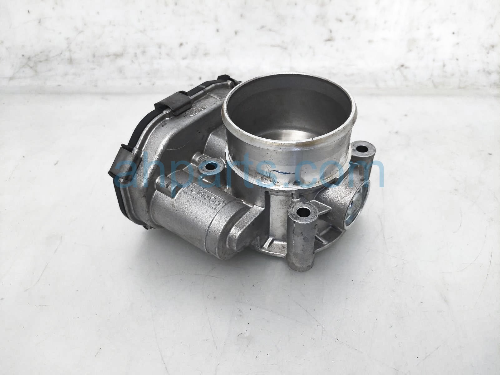 $75 Ford THROTTLE BODY