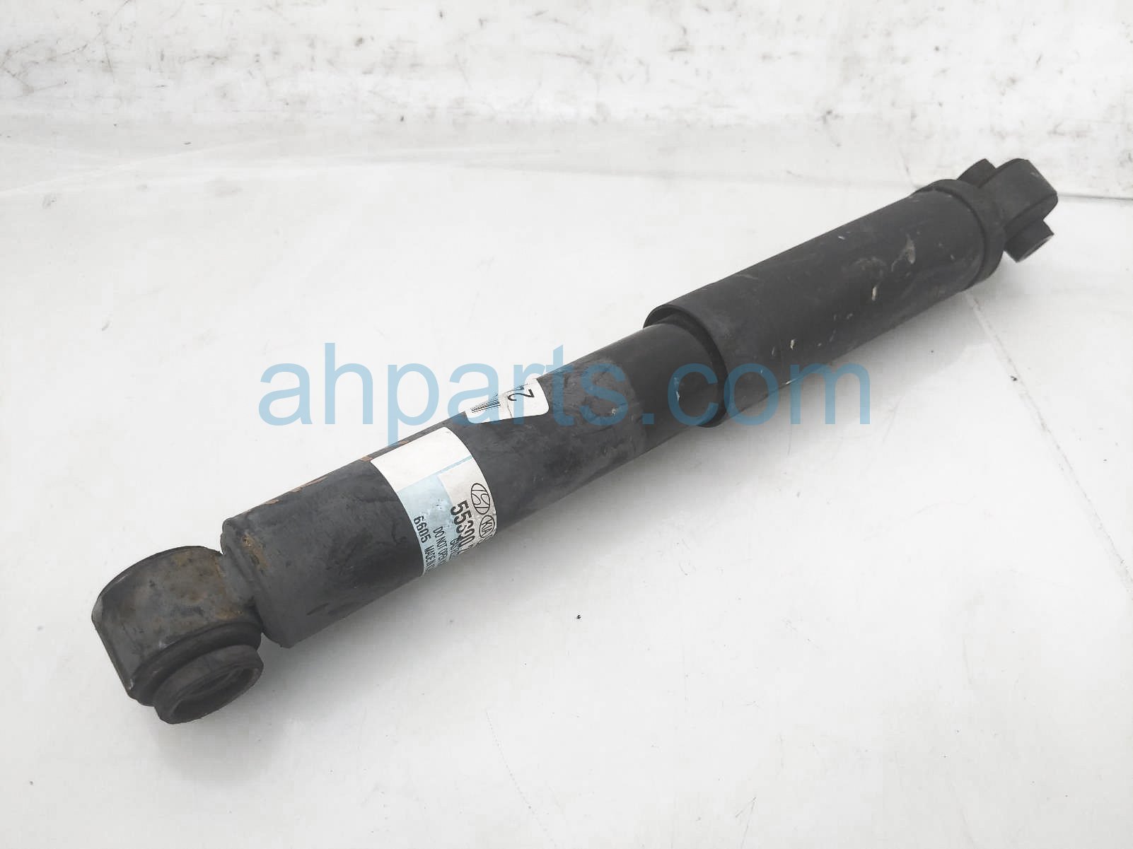 $25 Hyundai RR/RH SHOCK ABSORBER