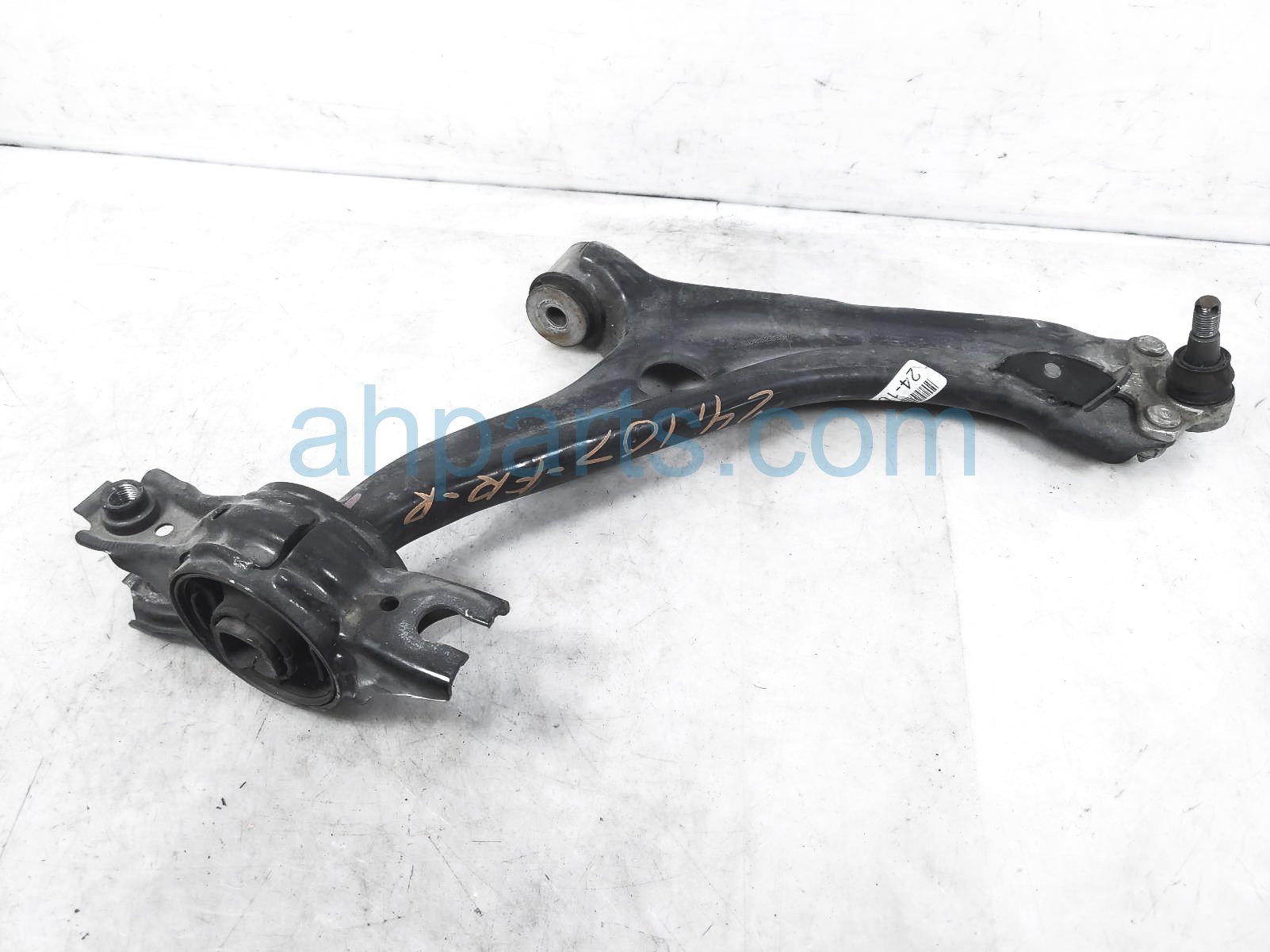 $125 Honda FR/RH LOWER CONTROL ARM