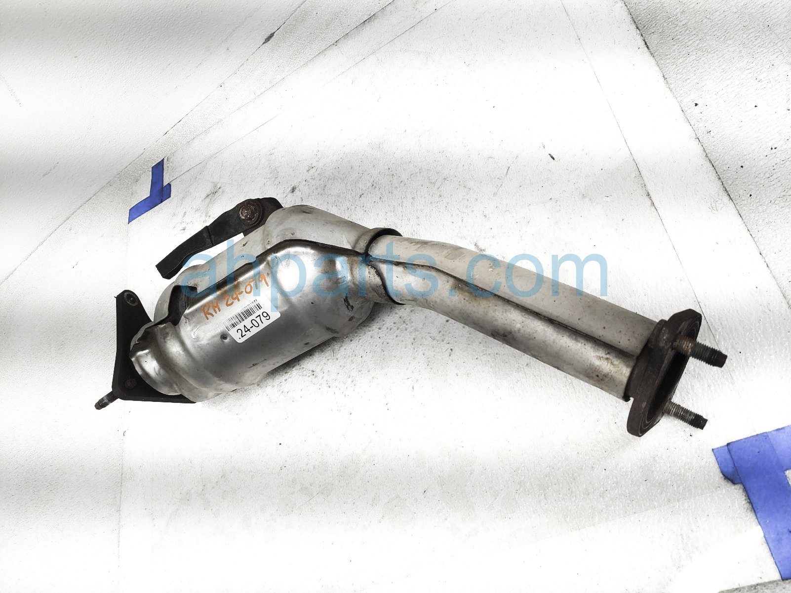 $149 Infiniti RH REAR CATALYTIC CONVERTER - 3.0L