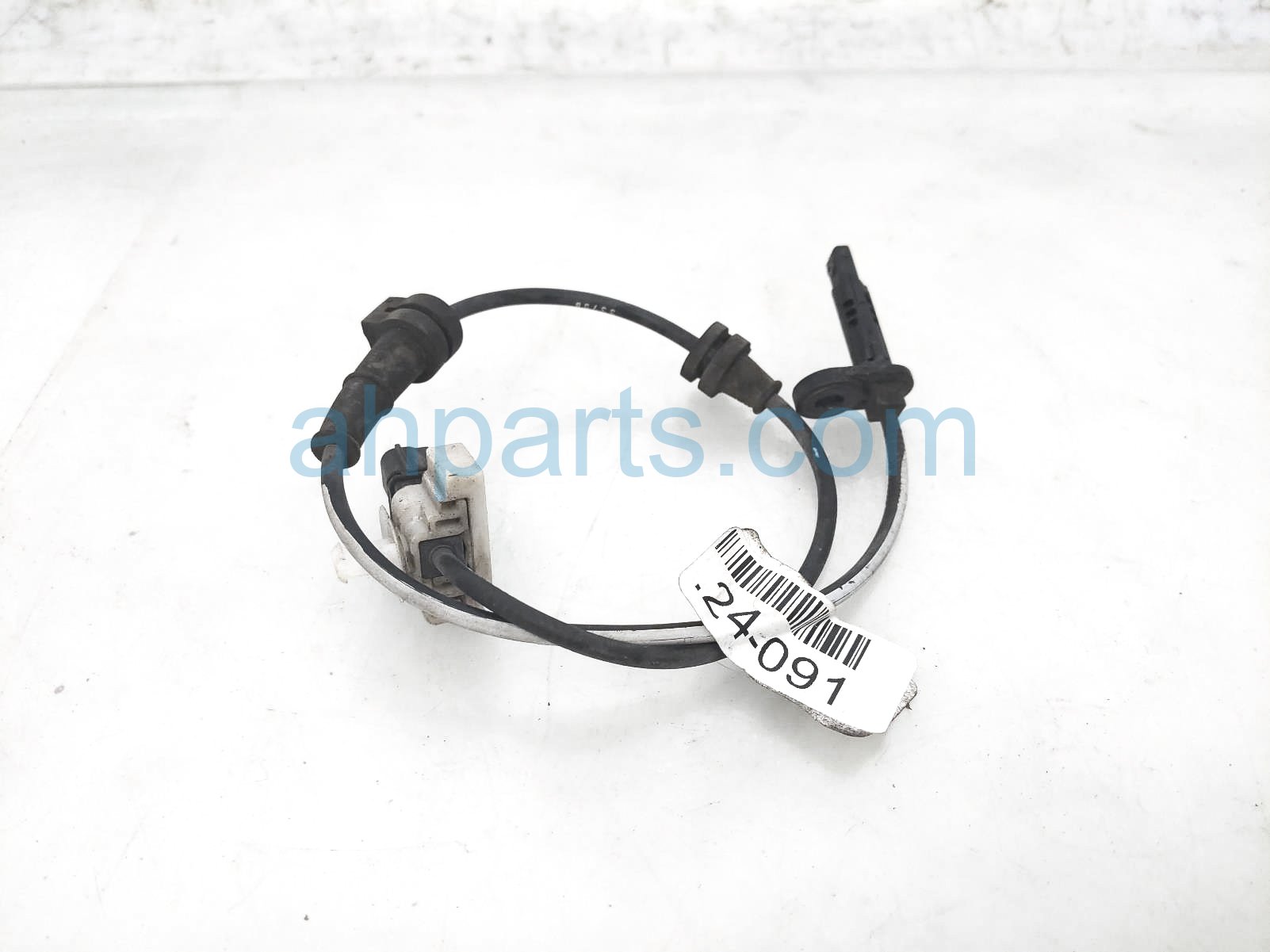 $15 Honda REAR ABS / WHEEL SPEED SENSOR - 3.5L