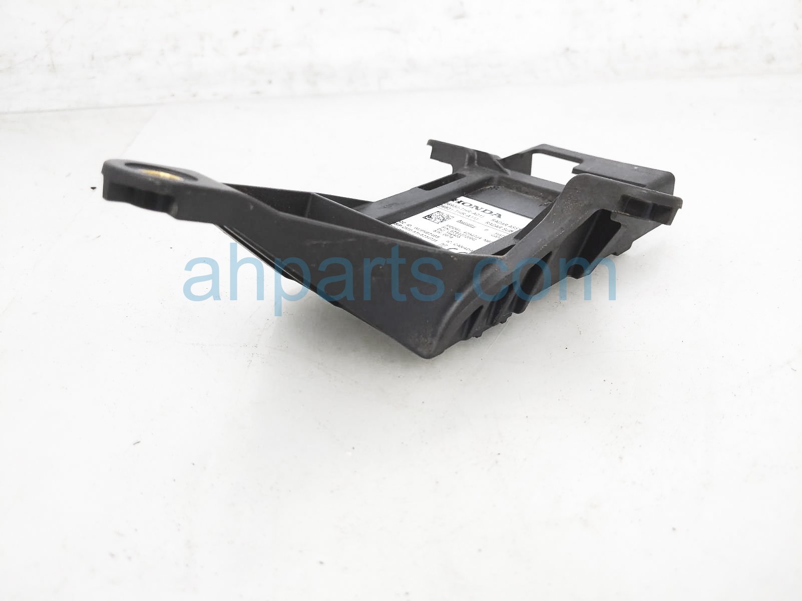 $75 Honda RR/RH RADAR MODULE W/BRACKET