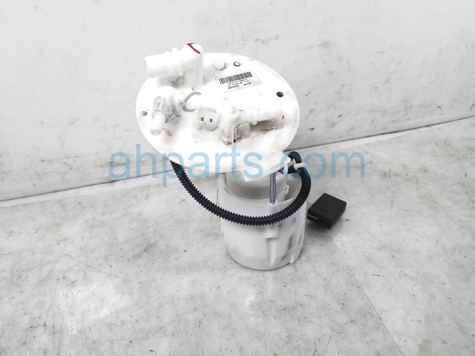 $99 Honda GAS / FUEL PUMP (TANK MOUNTED)