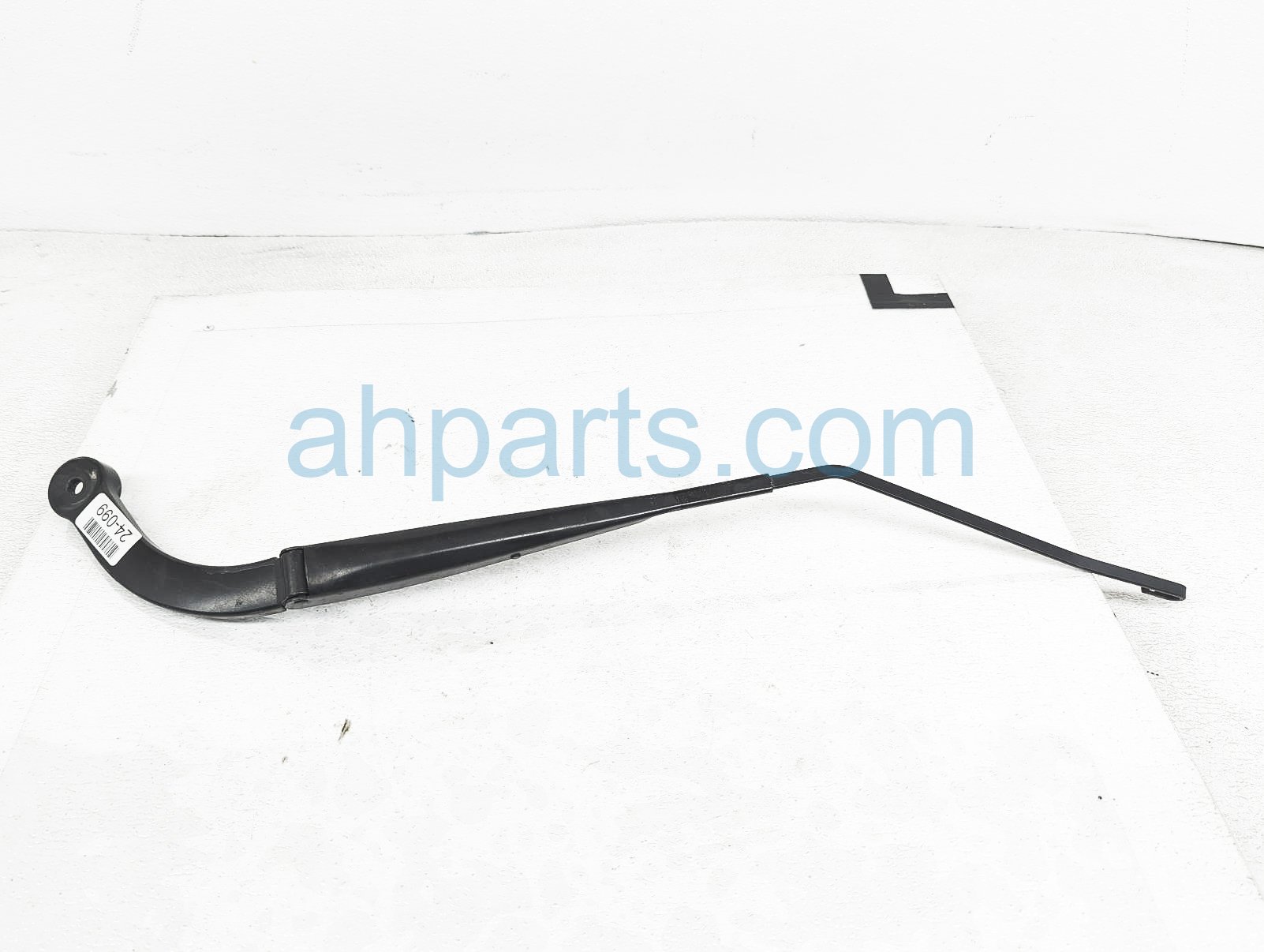 $19 Honda RH SIDE WINDSHIELD WIPER ARM