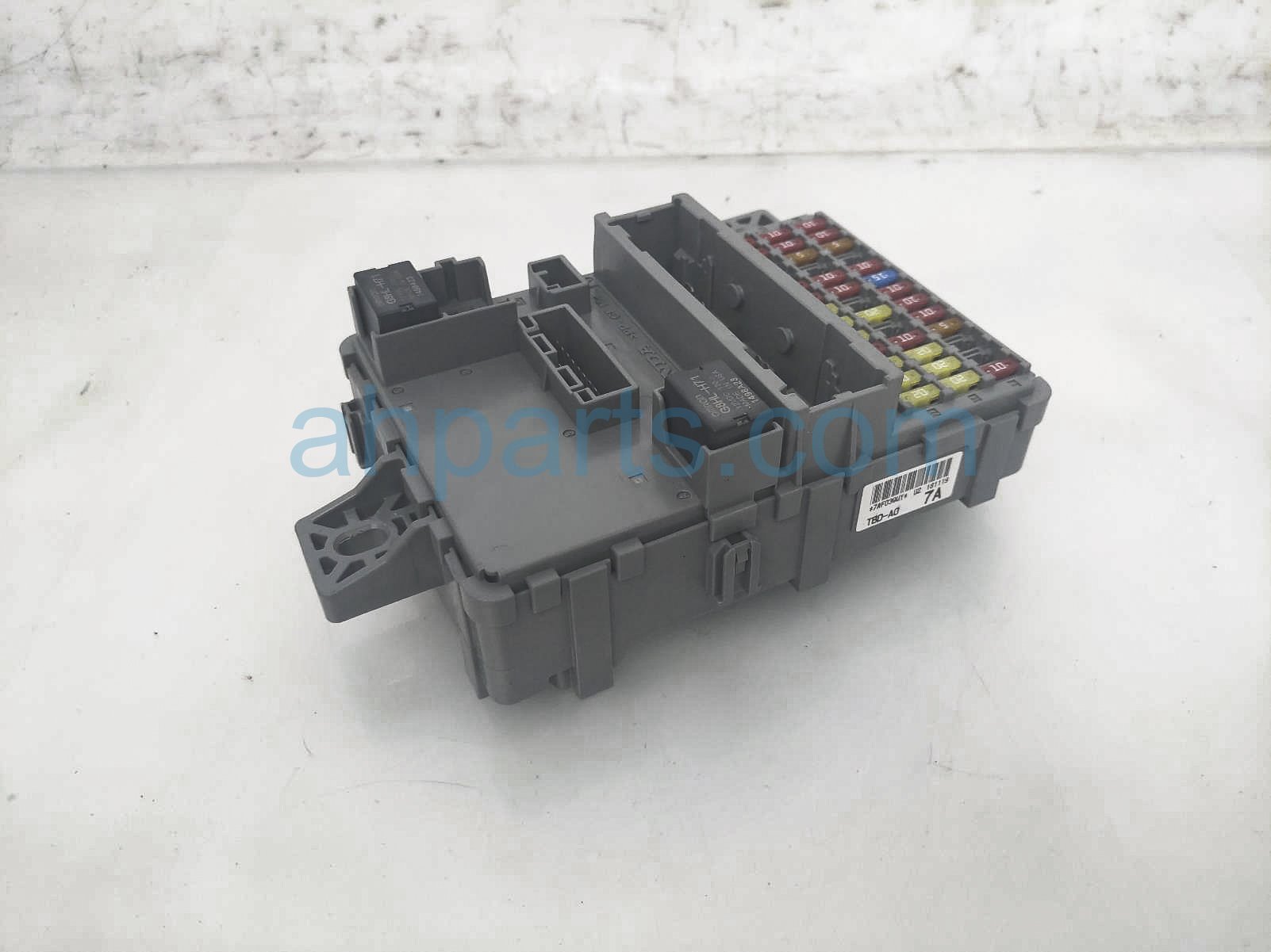 $85 Honda LH CABIN FUSE BOX - 1.5L MT 4DR