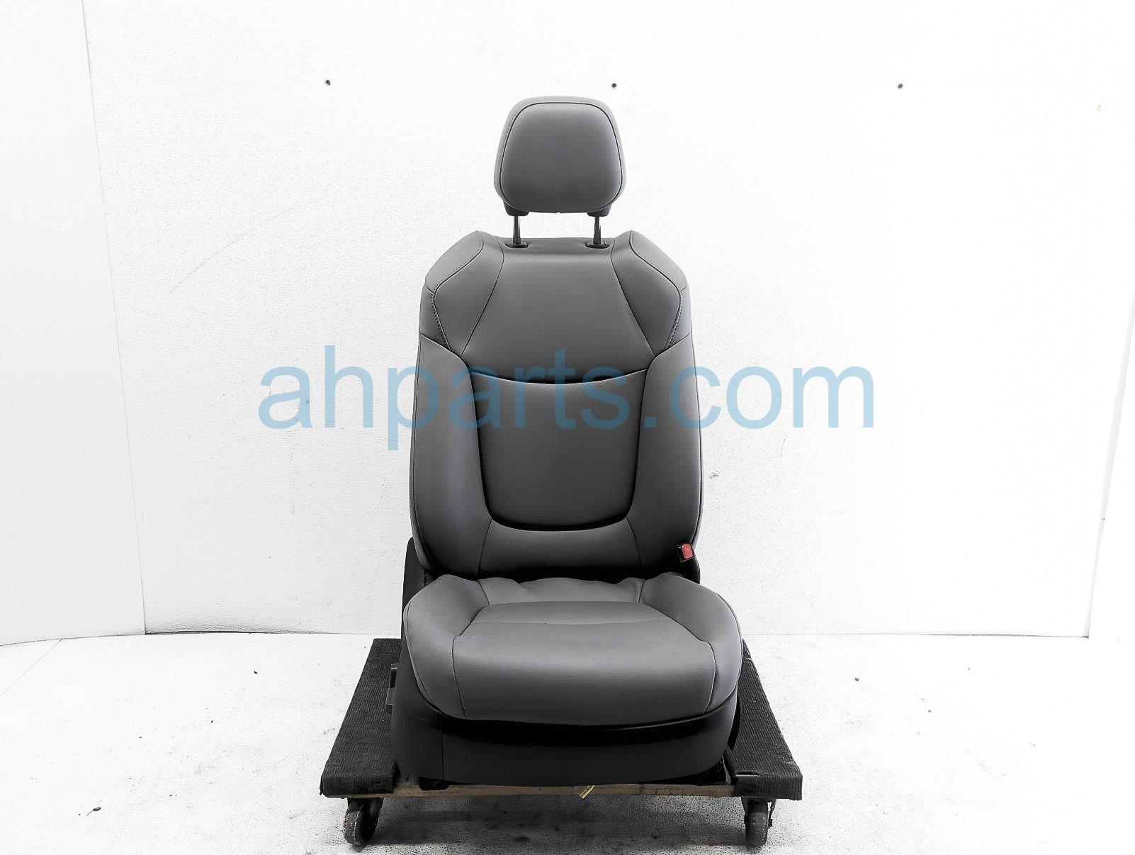 $499 Toyota FR/RH SEAT - GREY - W/ AIRBAG - LTHR