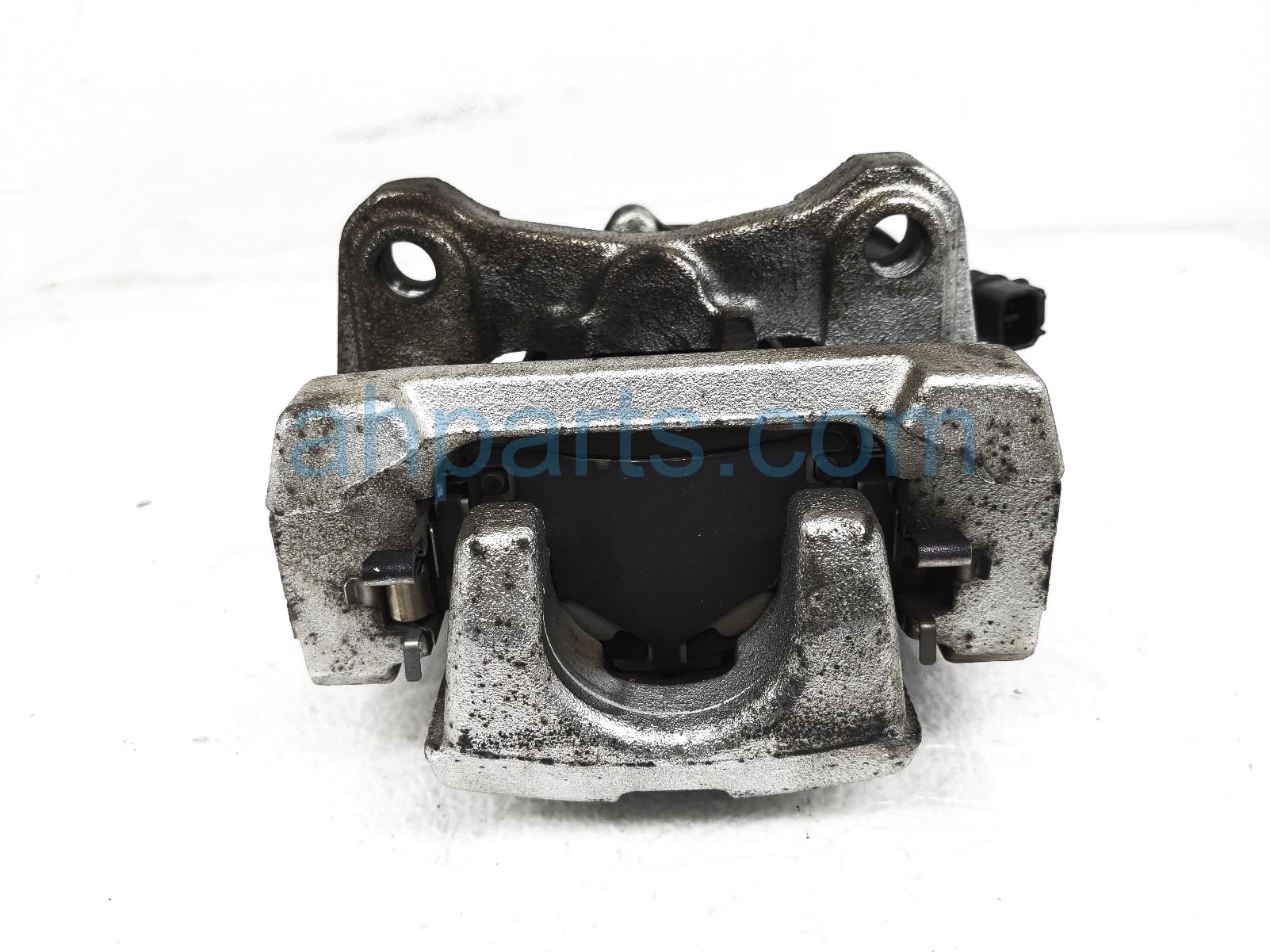 $125 Toyota RR/LH BRAKE CALIPER