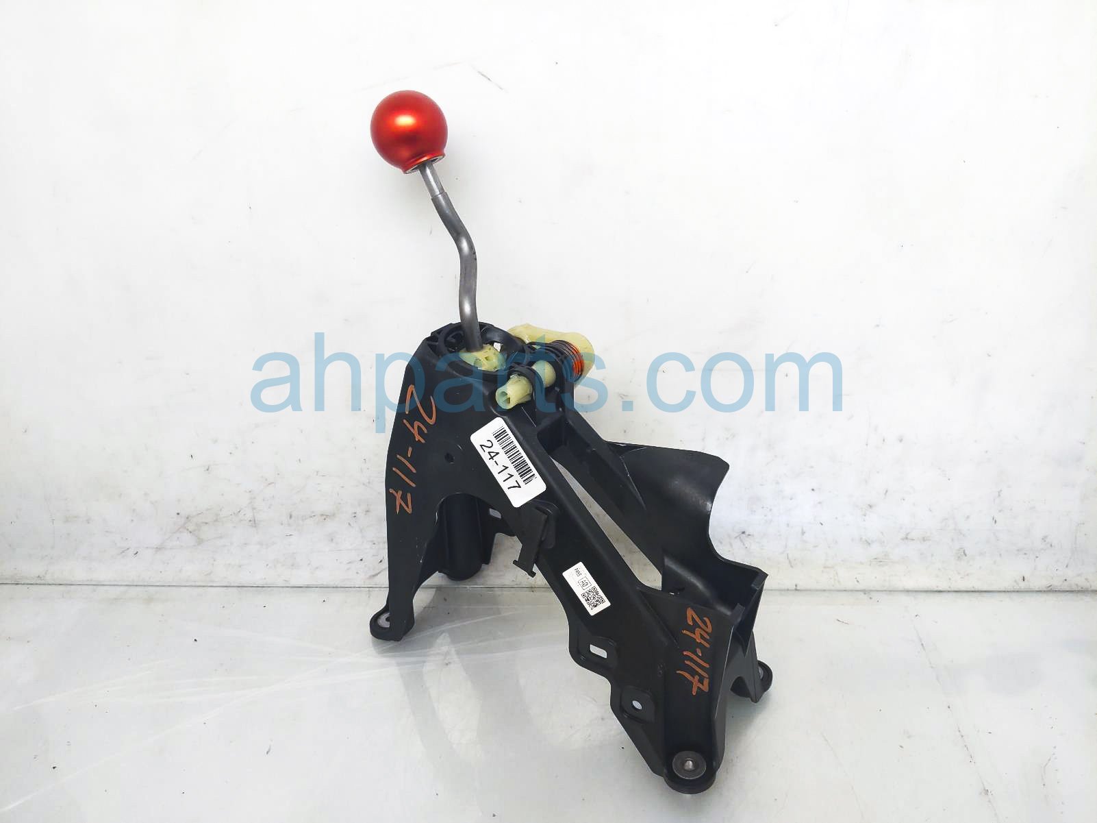 $95 Honda M/T FLOOR SHIFTER W/KNOB - 1.5L CPE