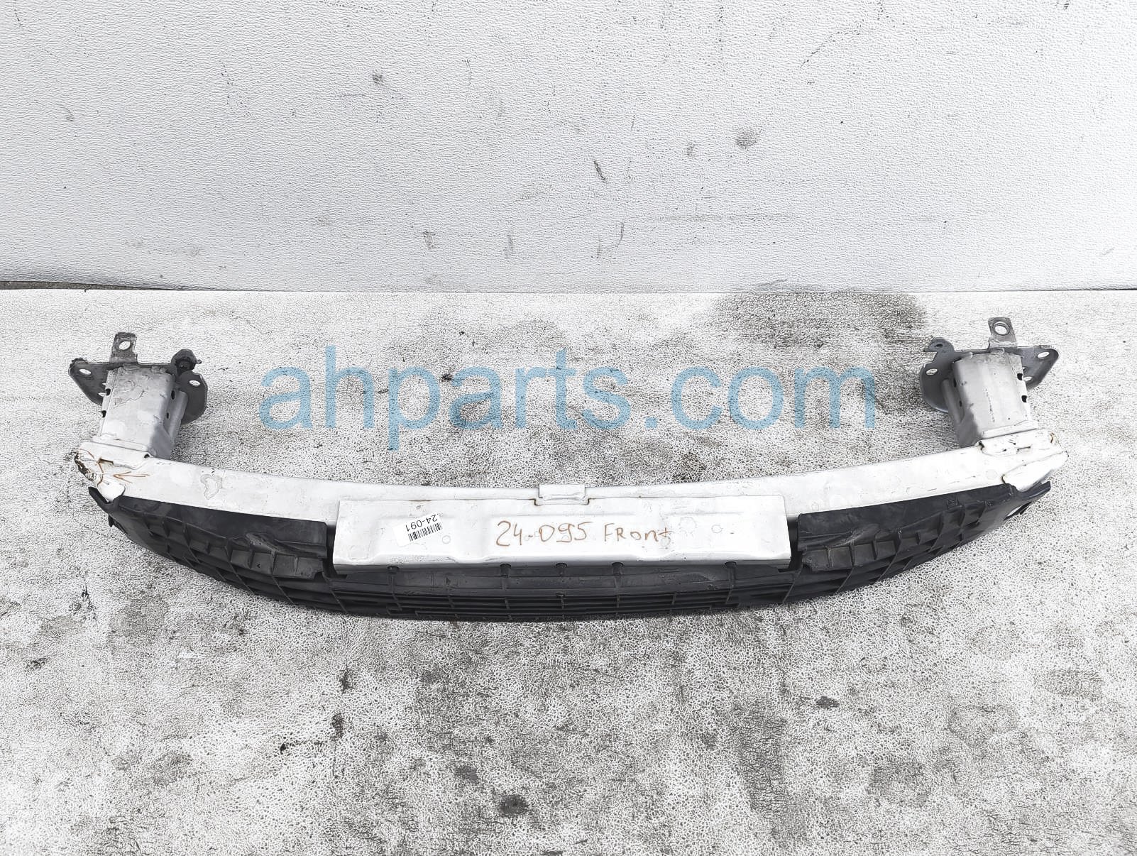 $129 Honda FRONT BUMPER REINFORCEMENT BAR - NIQ