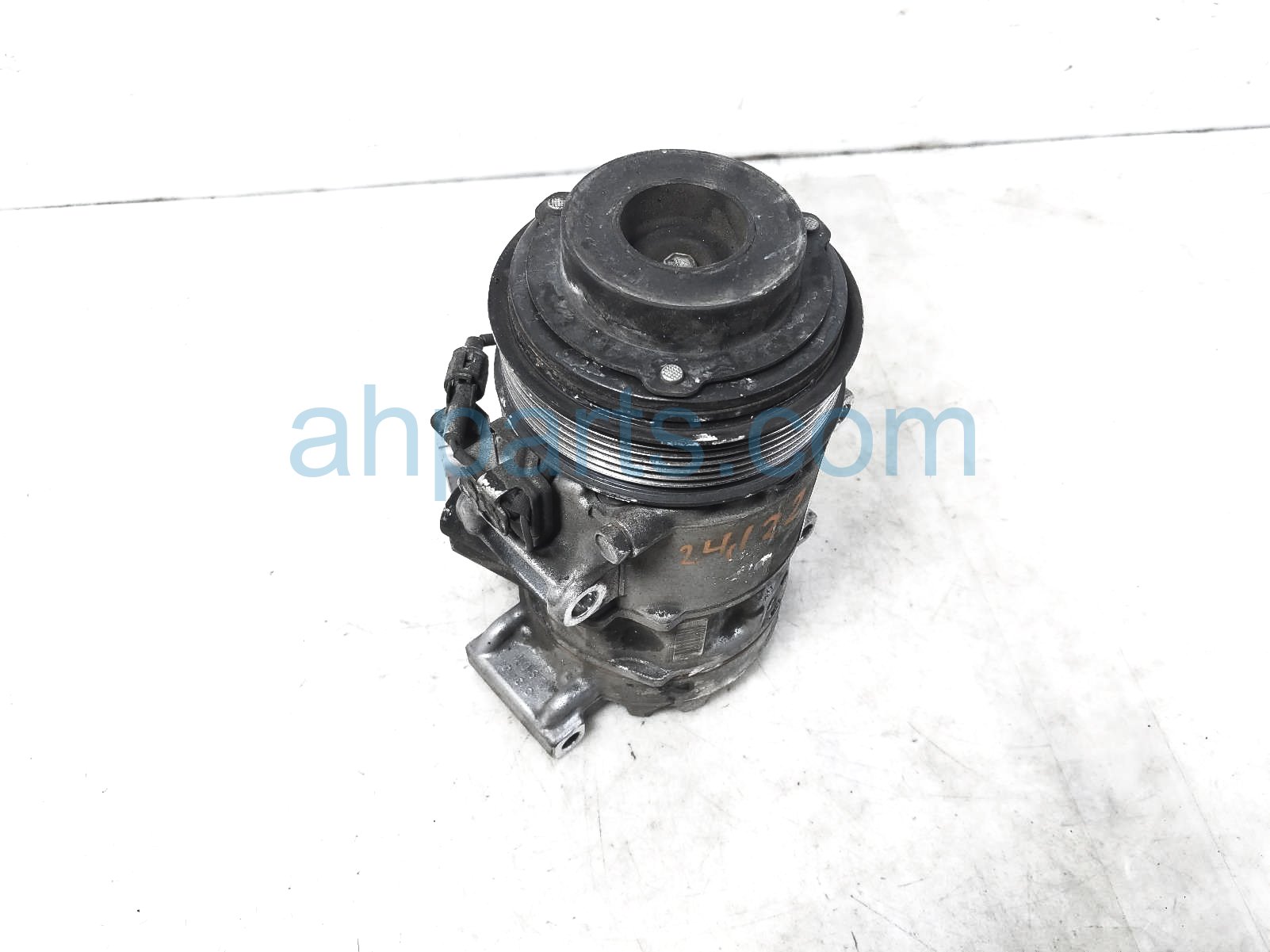 $100 Lexus AC PUMP / COMPRESSOR  - 3.5L RWD