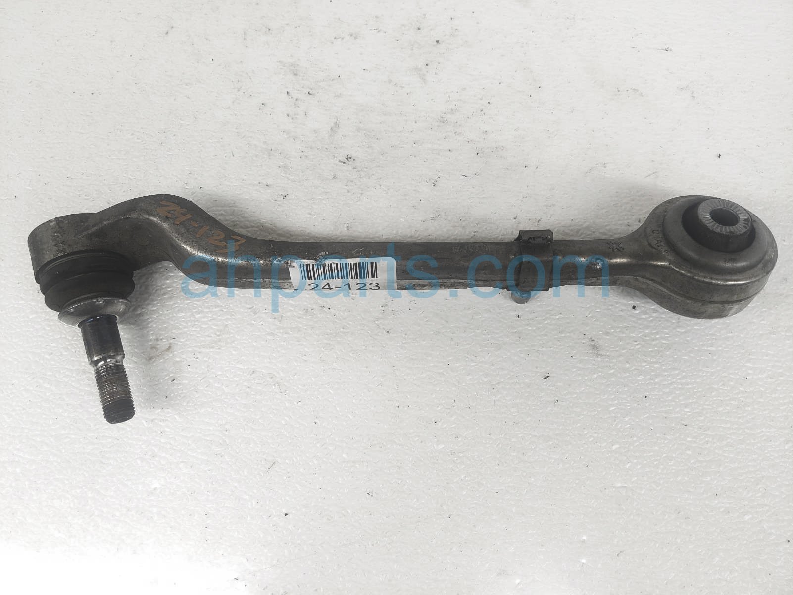 $60  FR/LH REARWARD LOWER CONTROL ARM