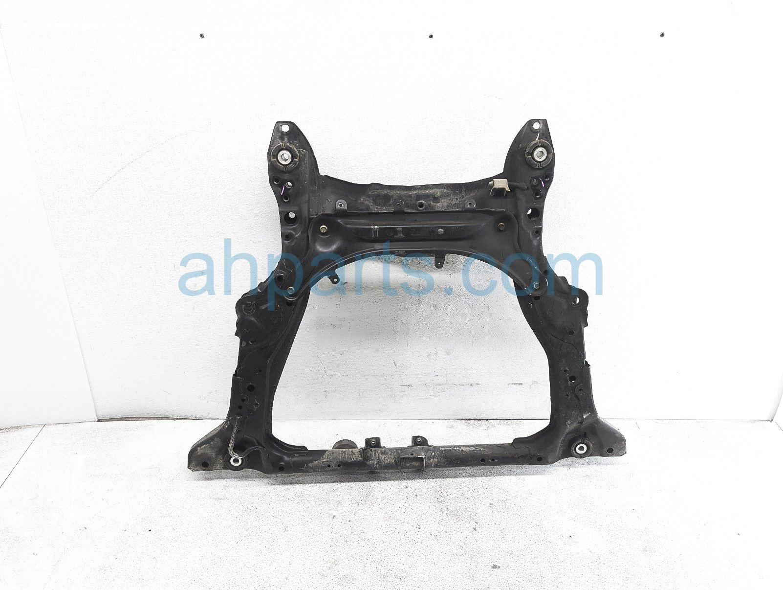 $399 Honda FRONT ENGINE SUB FRAME / CRADLE