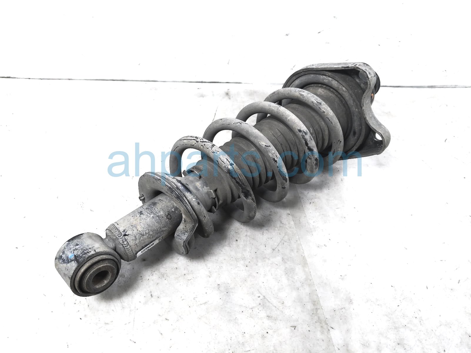 $40 Honda RR/RH STRUT + SPRING