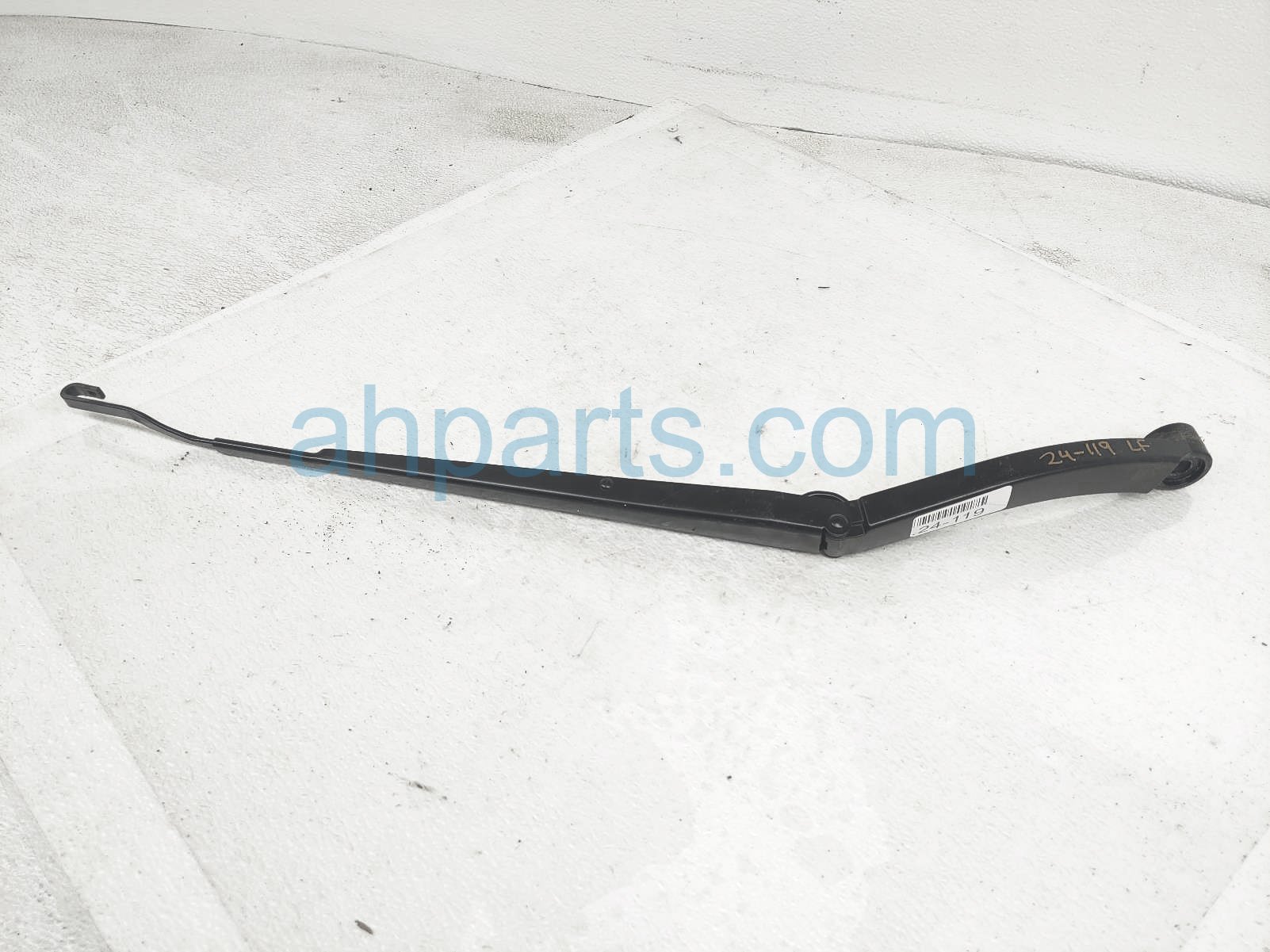 $49 Toyota LH SIDE WINDSHIELD WIPER ARM